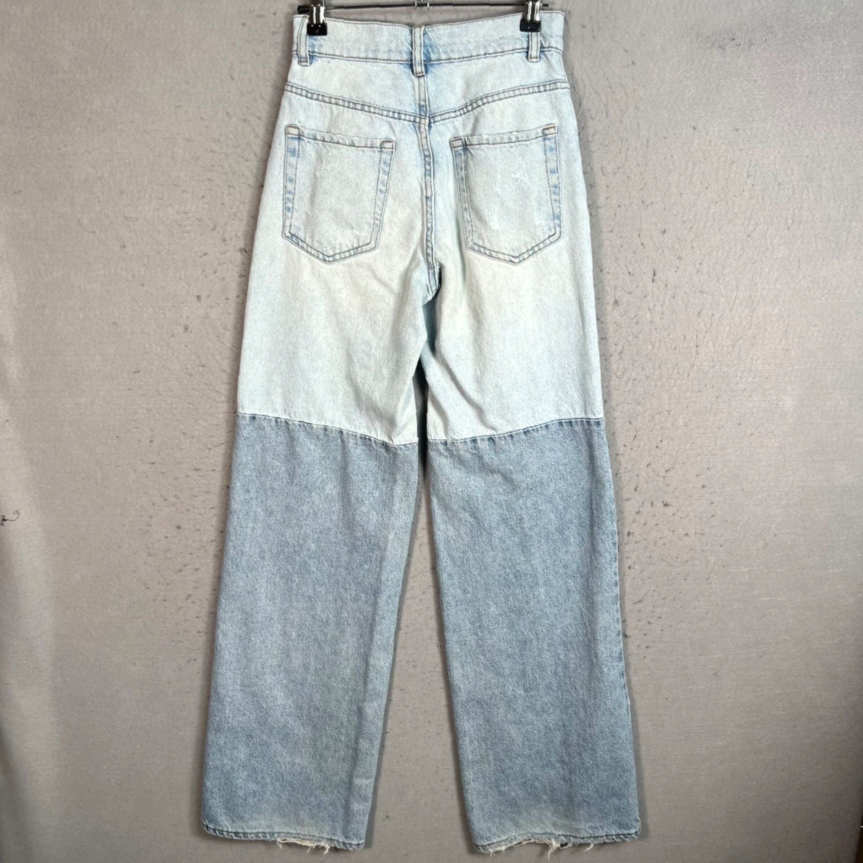 Pacsun Pacsun Womens Jeans 24 Two-Tone Light & Medium Wash Denim High-Waisted Wide-Leg Jeans Size 42" / US 20 - 2 Thumbnail