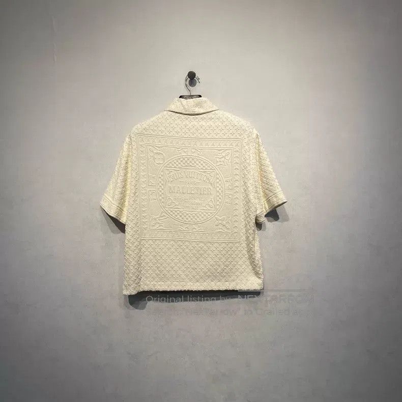 Louis Vuitton Louis Vuitton SS25 towel logo printed short sleeve shirt Size US M / EU 48-50 / 2 - 2 Thumbnail