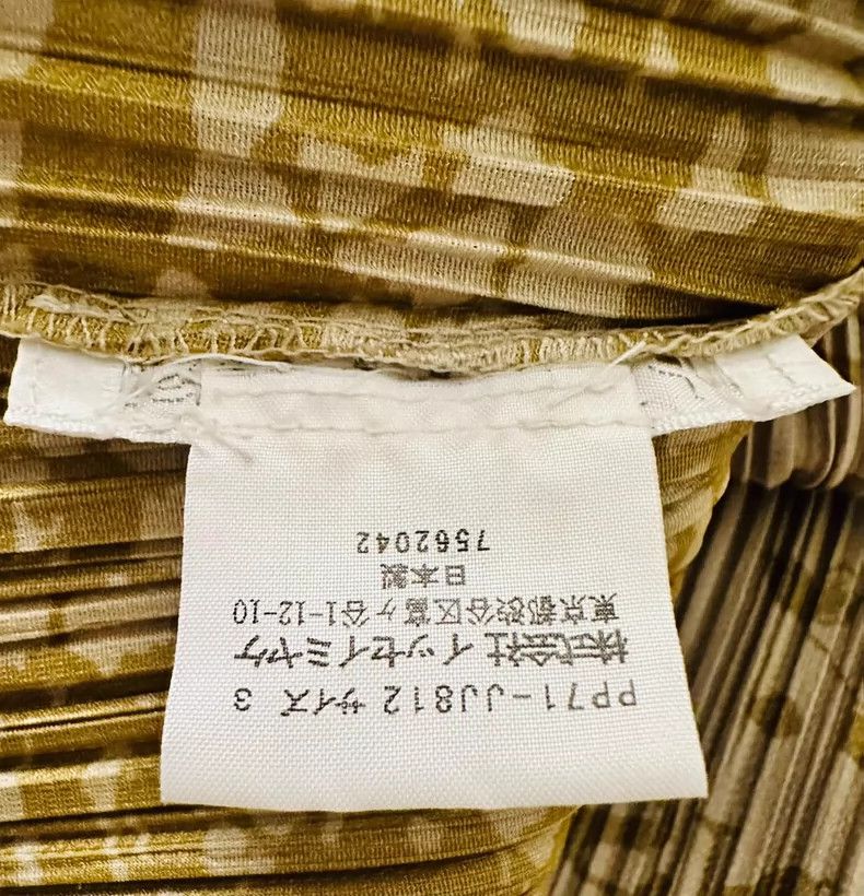 Issey Miyake Issey Miyake Brown pleated long-sleeved top Size L / US 10 / IT 46 - 8 Thumbnail