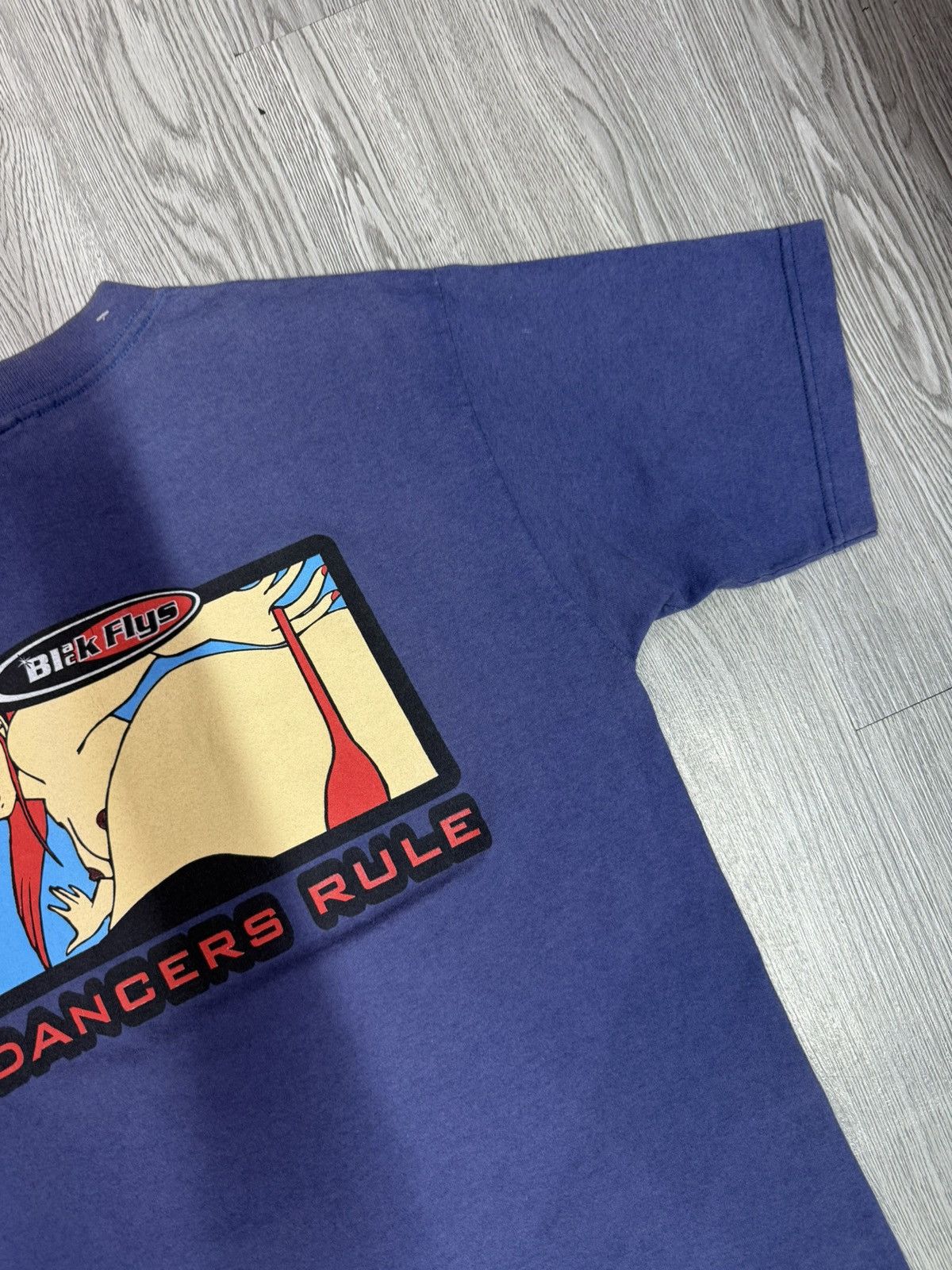 Japanese Brand 90’s BLACK FLYS DANCERS RULE WOMAN LOGO RETRO VINTAGE TSHIRT Size US M / EU 48-50 / 2 - 3 Thumbnail