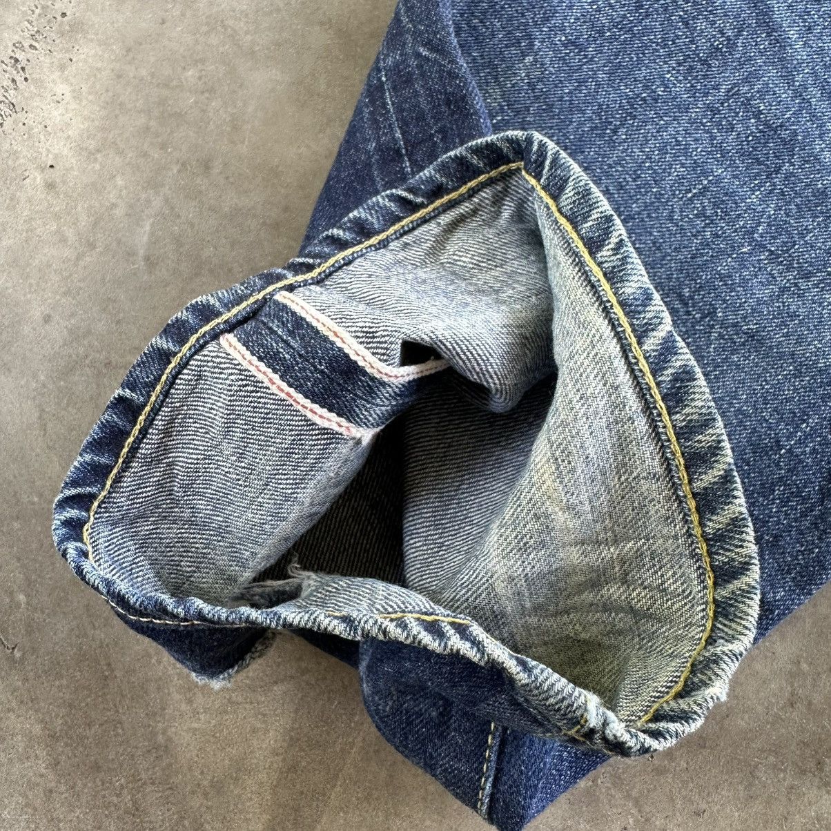 Comme des Garcons Vtg Comme Des Garcons Selvedge Distress Faded Denim Jean W34 Size US 34 / EU 50 - 13 Thumbnail