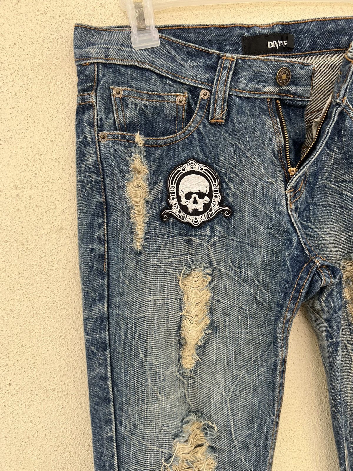 Vintage Vintage Diviner Japan Distressed Denim Flare Jeans Size US 29 - 8 Thumbnail