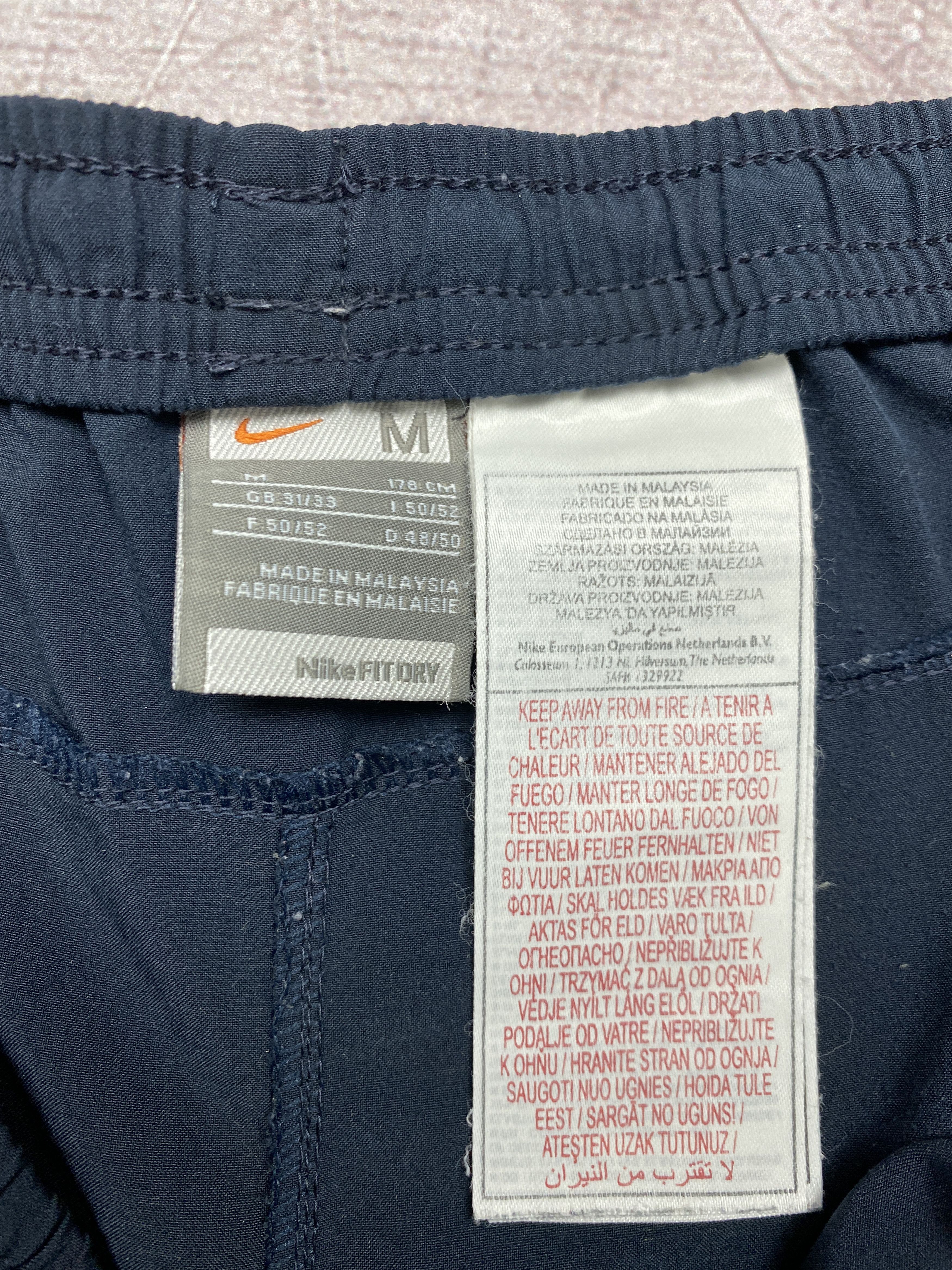 Nike × Vintage Nike Vintage Nylon Track Pants Size US 32 / EU 48 - 8 Thumbnail
