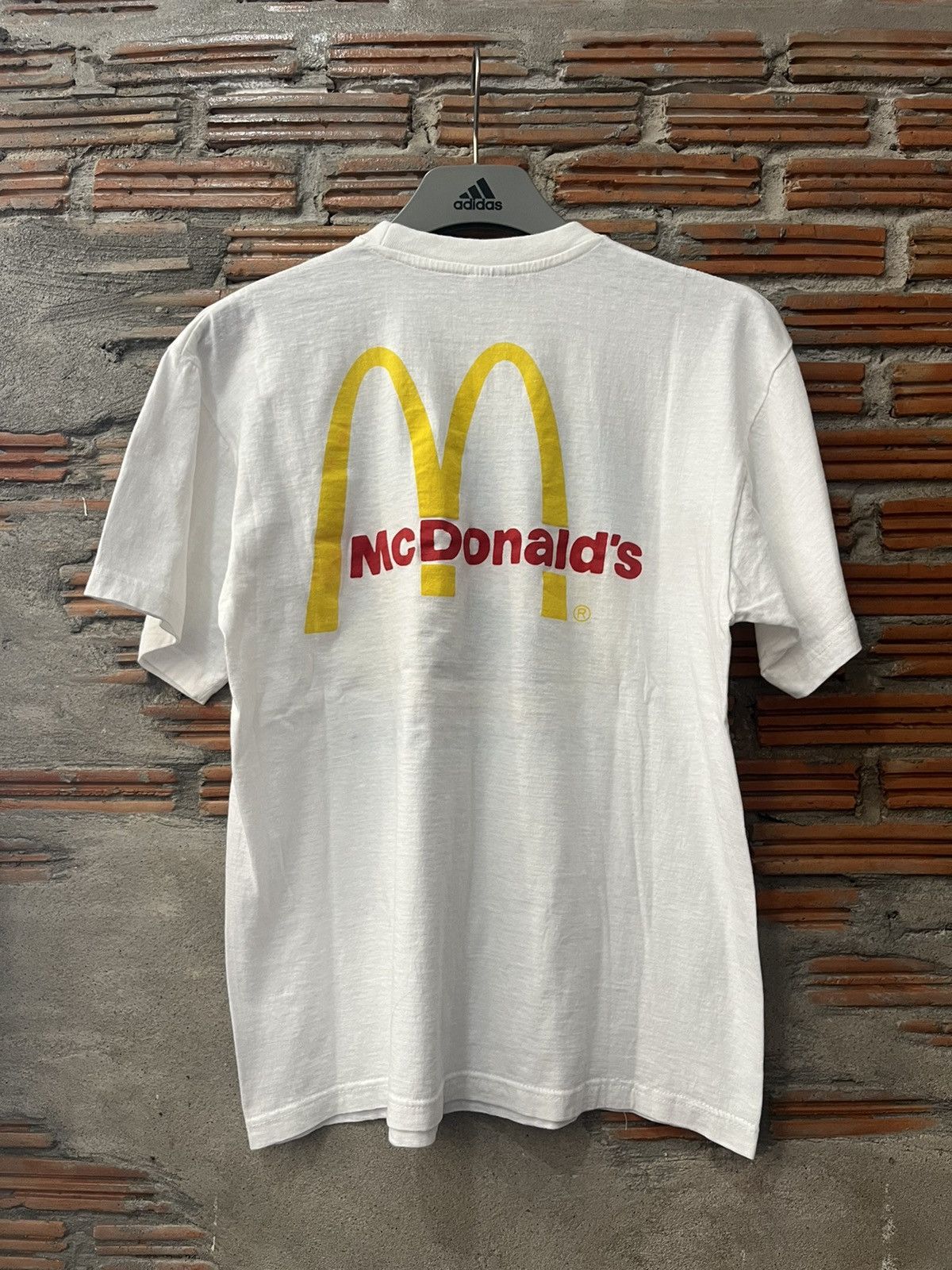 Arts & Science Vintage McDonald’s One Happy Island 90’s Tshirt Size US L / EU 52-54 / 3 - 3 Thumbnail
