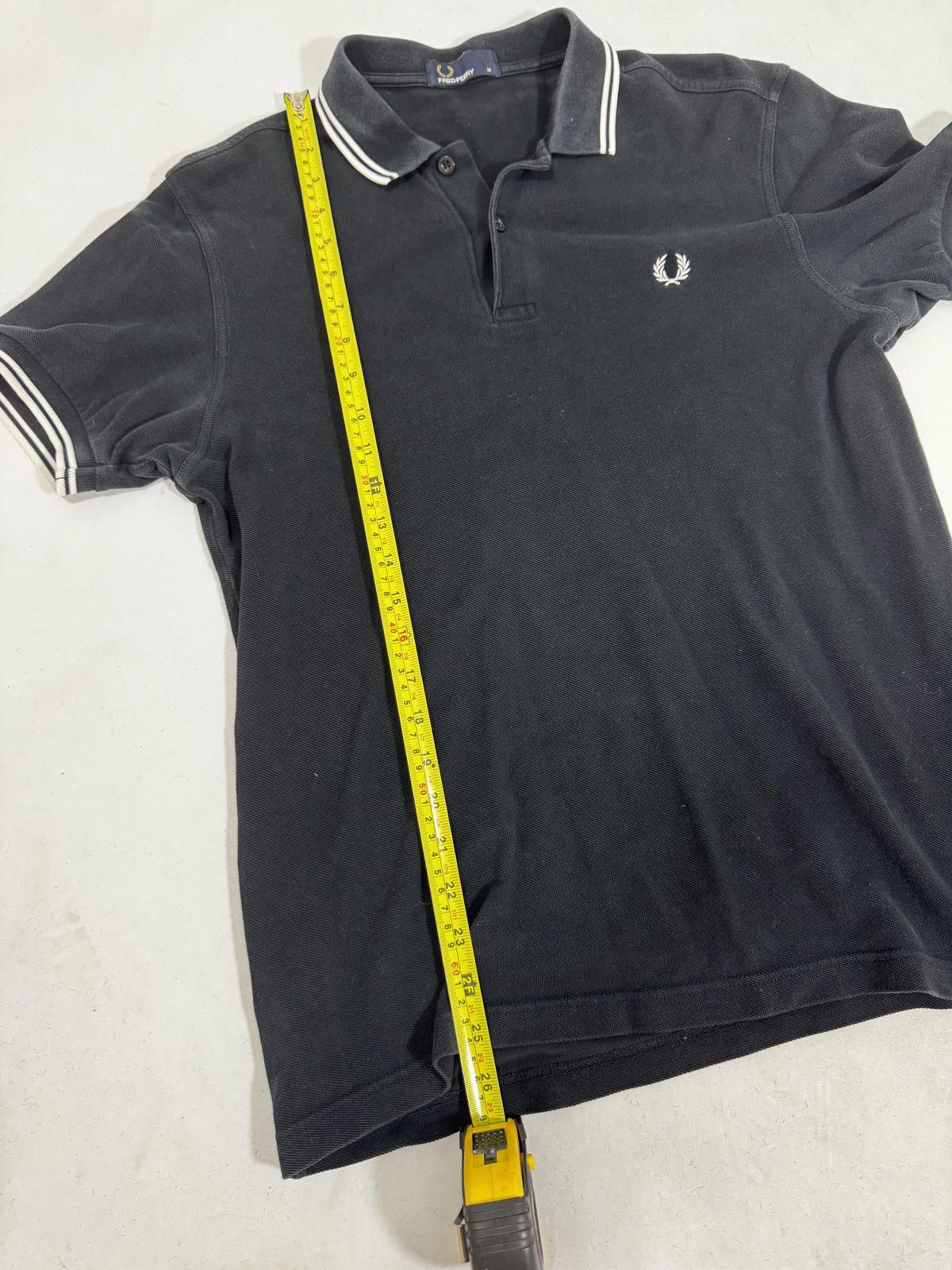Fred Perry Fred Perry Black Polo Shirt with White Trim Size US M / EU 48-50 / 2 - 4 Thumbnail