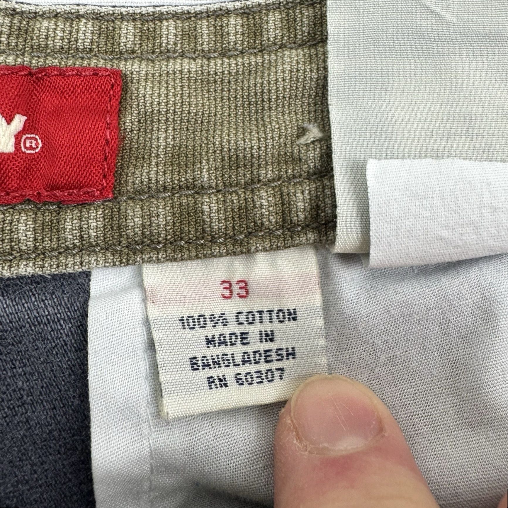 Vintage VINTAGE UNIONBAY Cargo Shorts Men 33 Gray Pockets Hipster Grunge 90s Y2K Casual Size US 33 - 6 Thumbnail