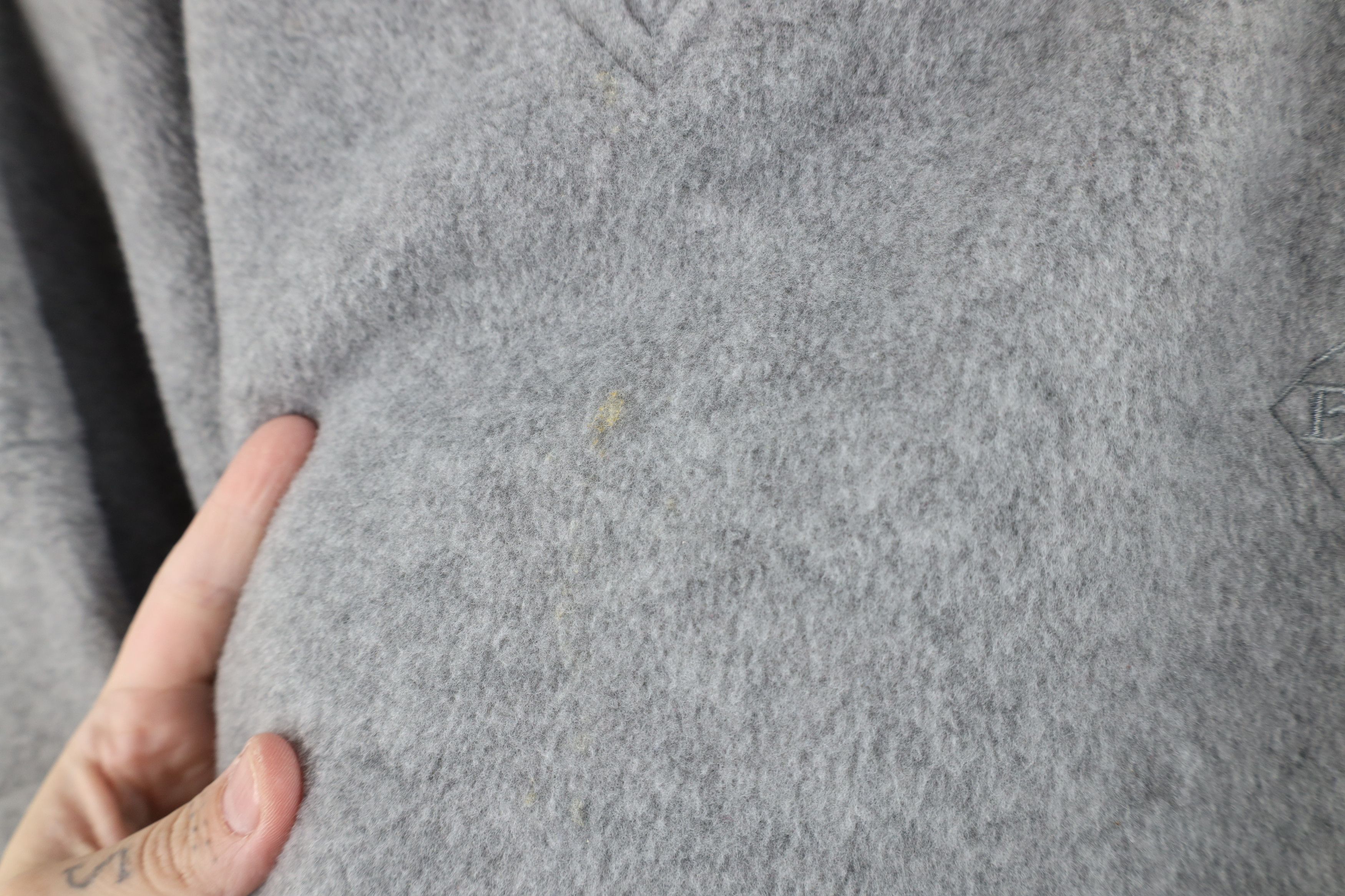 Vintage Vintage 90s Streetwear Fleece Crewneck Sweater Heather Gray Size US XL / EU 56 / 4 - 6 Thumbnail