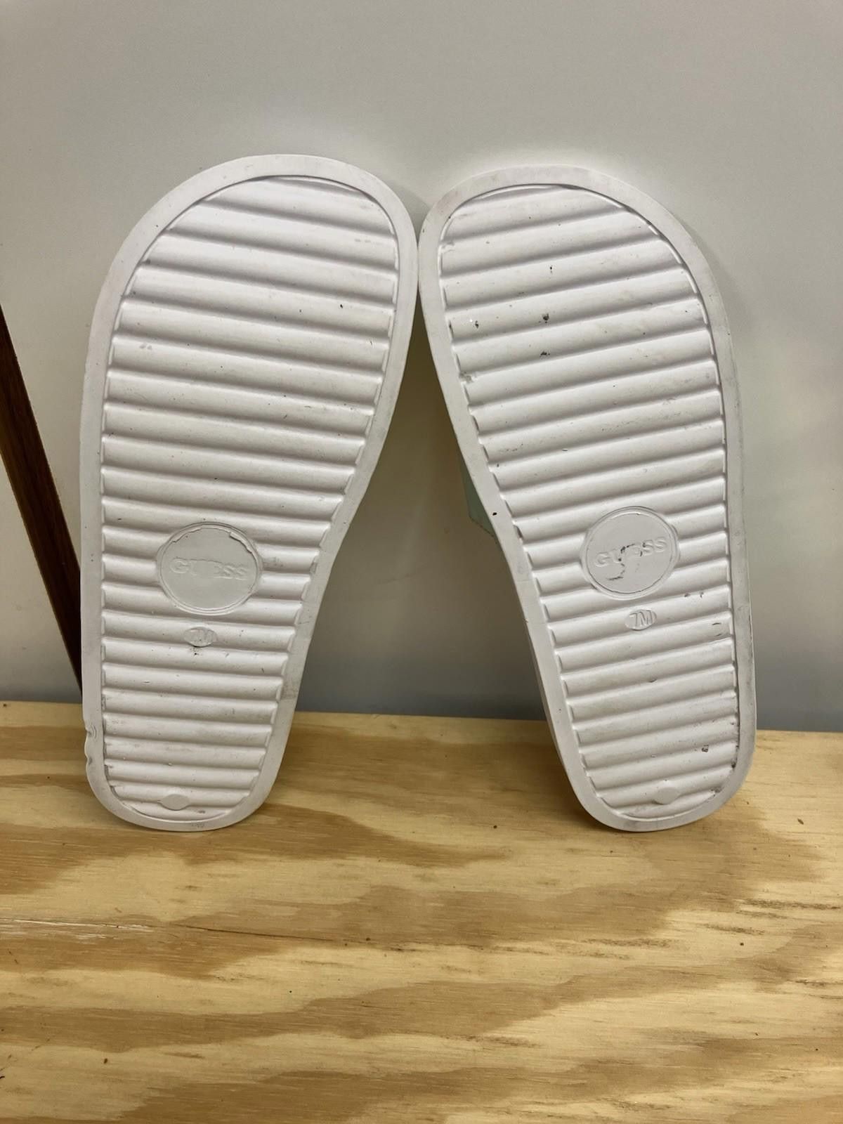 Guess Guess Los Angeles Women's Flip flops Size US 7 / IT 37 - 5 Thumbnail