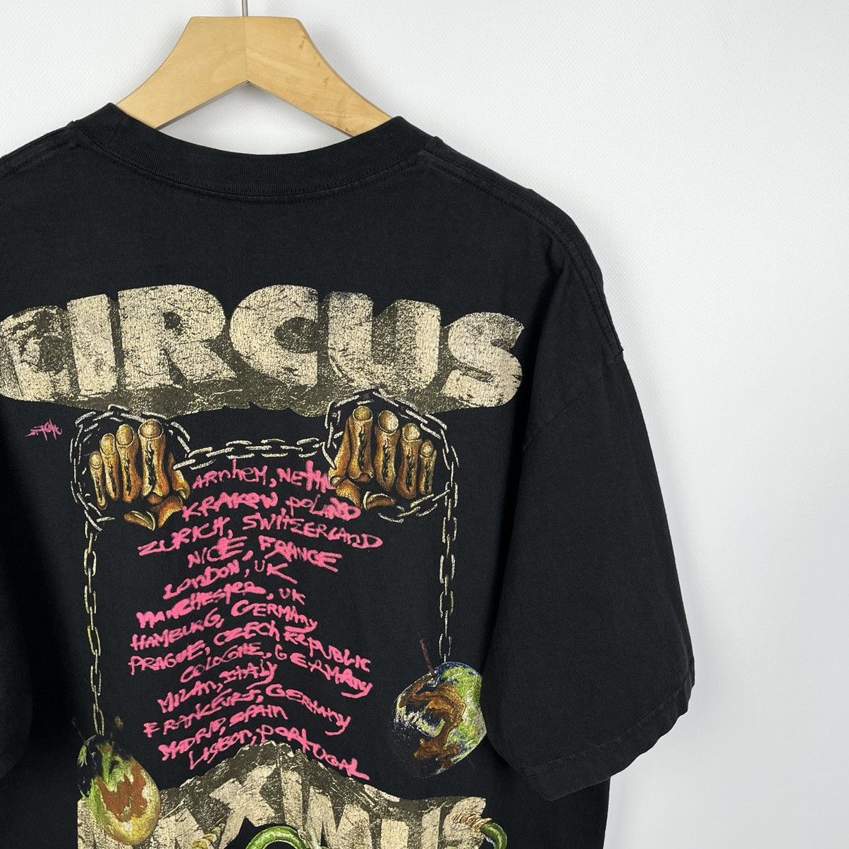 Travis Scott Travis Scott Utopia Circus Maximus Tour T Shirt 2024 Size US XL / EU 56 / 4 - 14 Thumbnail