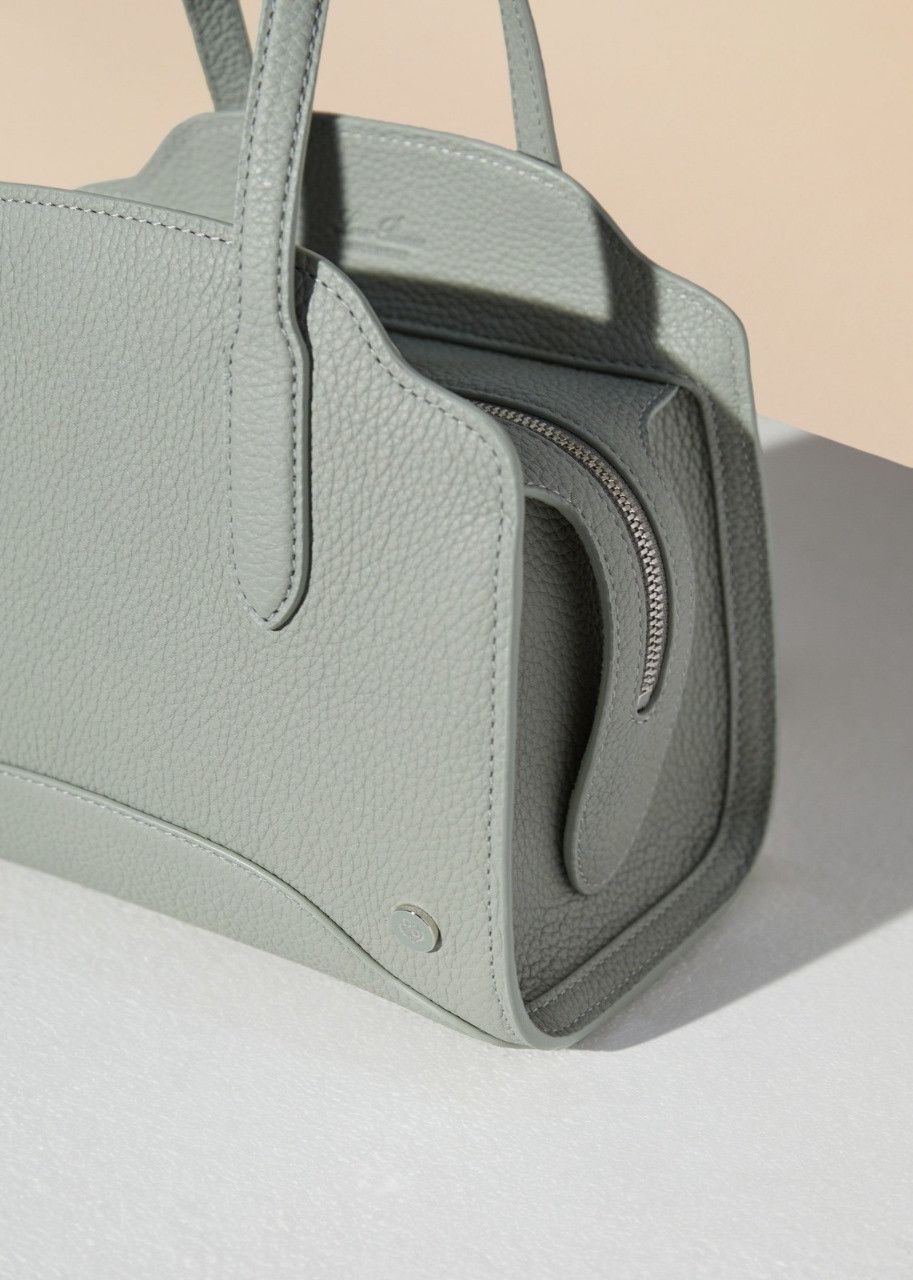 Loro Piana o1srvl11e0624 Size: OS FAL9044 Hand Bag Size ONE SIZE - 2 Thumbnail