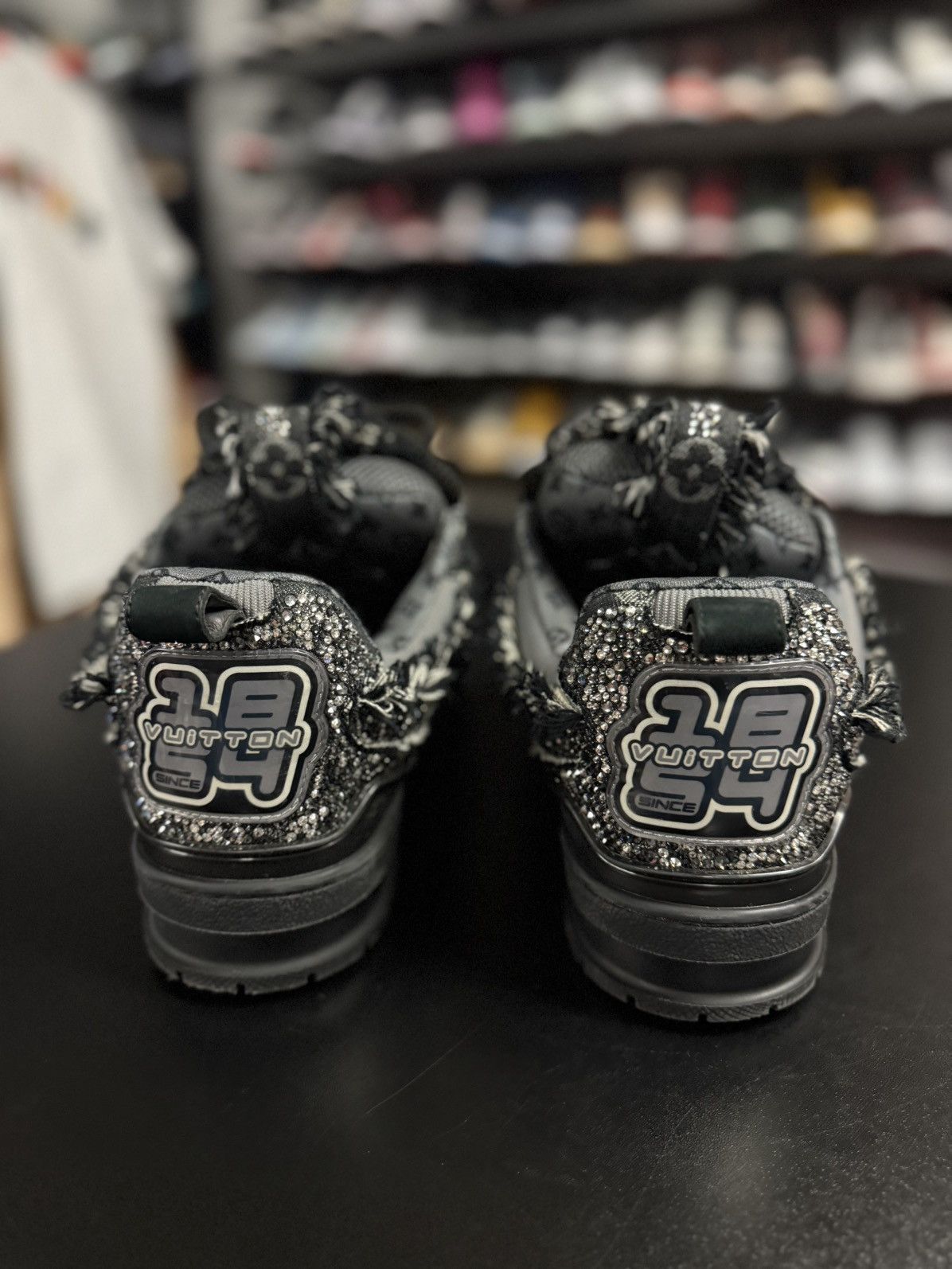 Louis Vuitton Louis Vuitton Swarovski Crystal Skates Black 8.5LV/9.5US Size US 9.5 / EU 42-43 - 5 Thumbnail