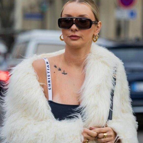 Saint Laurent Paris Saint Laurent SL569Y 001 Sunglasses Black Aviator Frame Size ONE SIZE - 1 Thumbnail