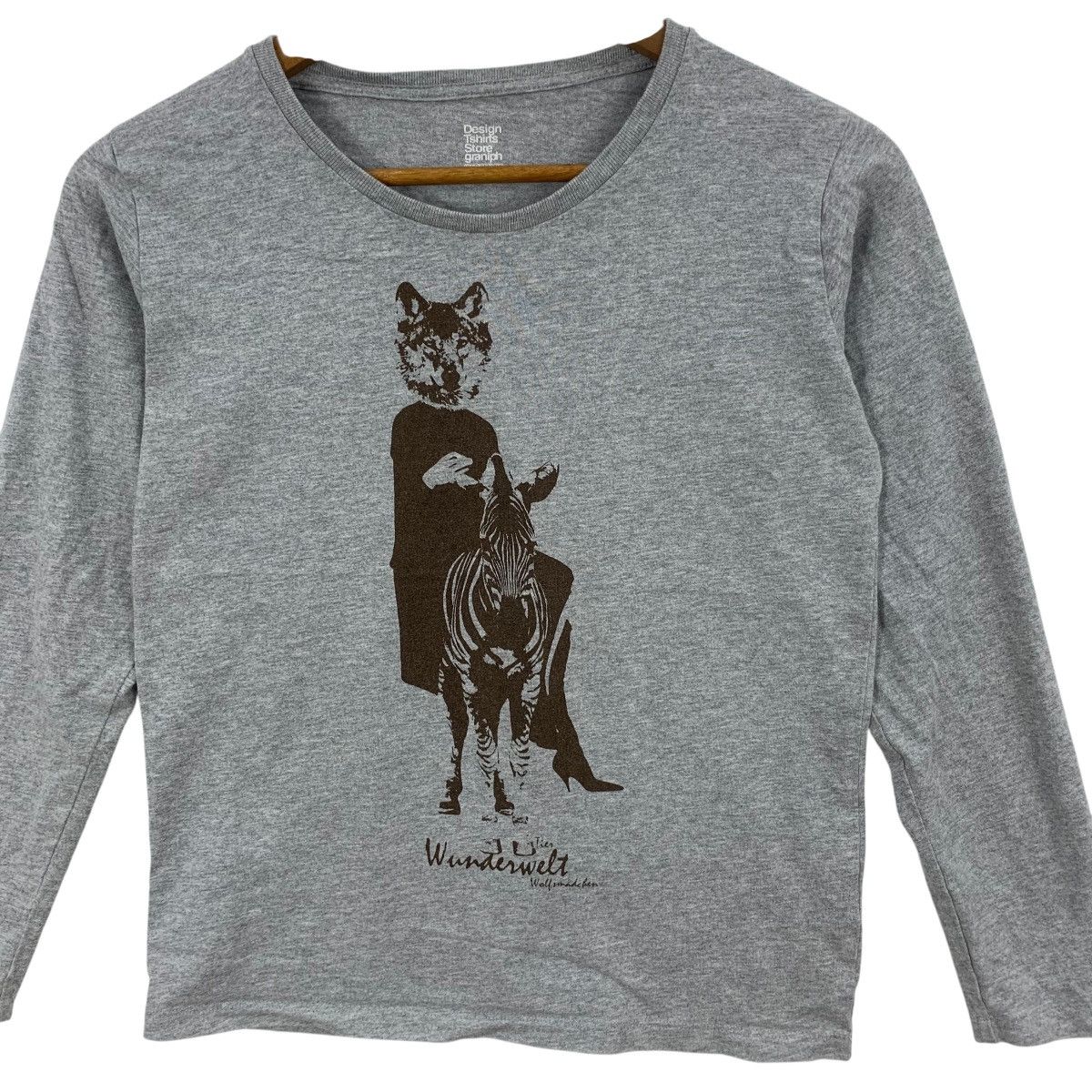 Other GRANIPH WOLF ZEBRA Anime Illustration Fairy Tales Tee Shirt Size S / US 4 / IT 40 - 4 Thumbnail