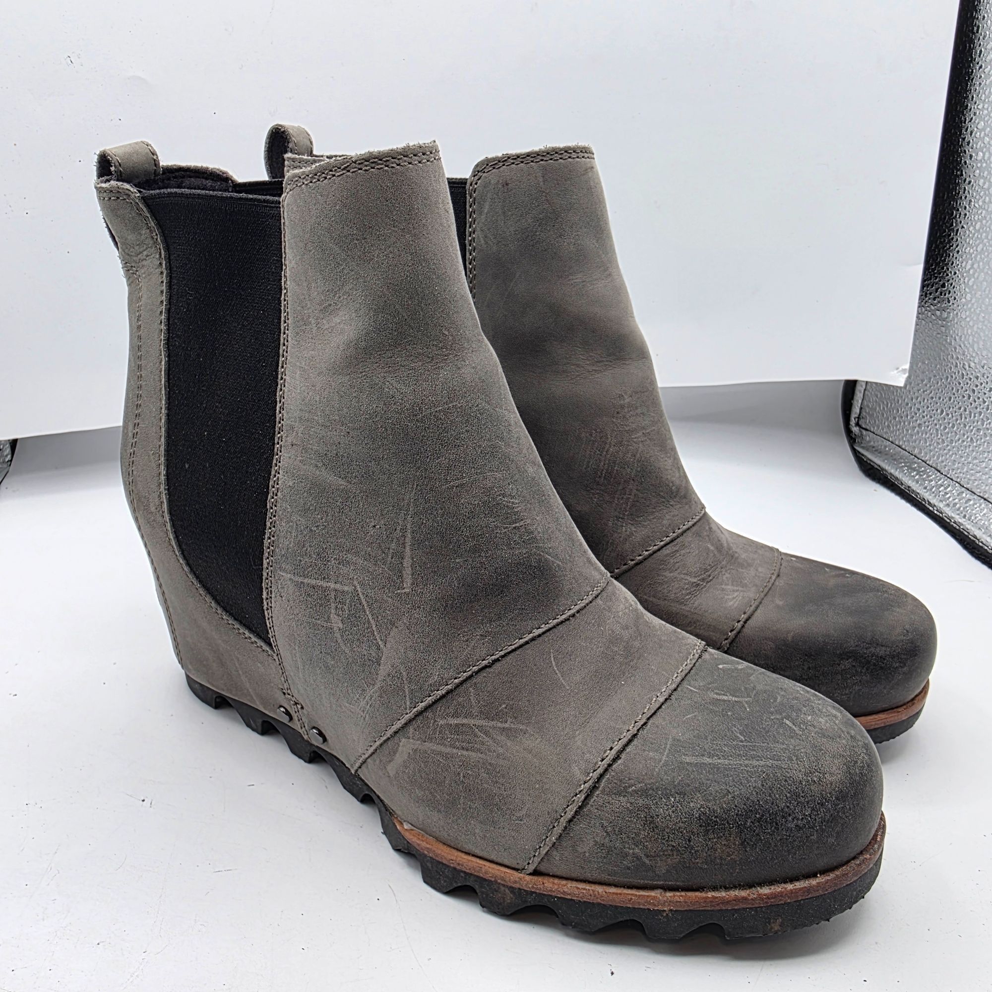 SOREL Sorel Lea Womens Size 8 Gray Wedge Chelsea Ankle Boots Going Size US 8 / IT 38 - 1 Thumbnail