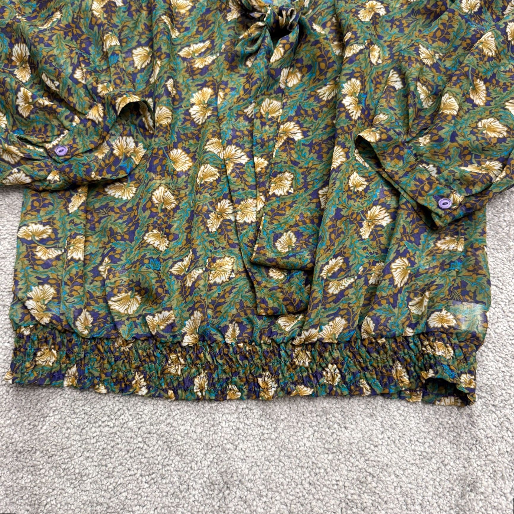 Vintage Gibson Puff Sleeve Tie High Neck Floral Blouse Womens M Green Purple Lace Floral Boho Cottage Boho Blouse, Puff Sleeve, Green, Medium, Gibson, Womens Size M / US 6-8 / IT 42-44 - 4 Thumbnail