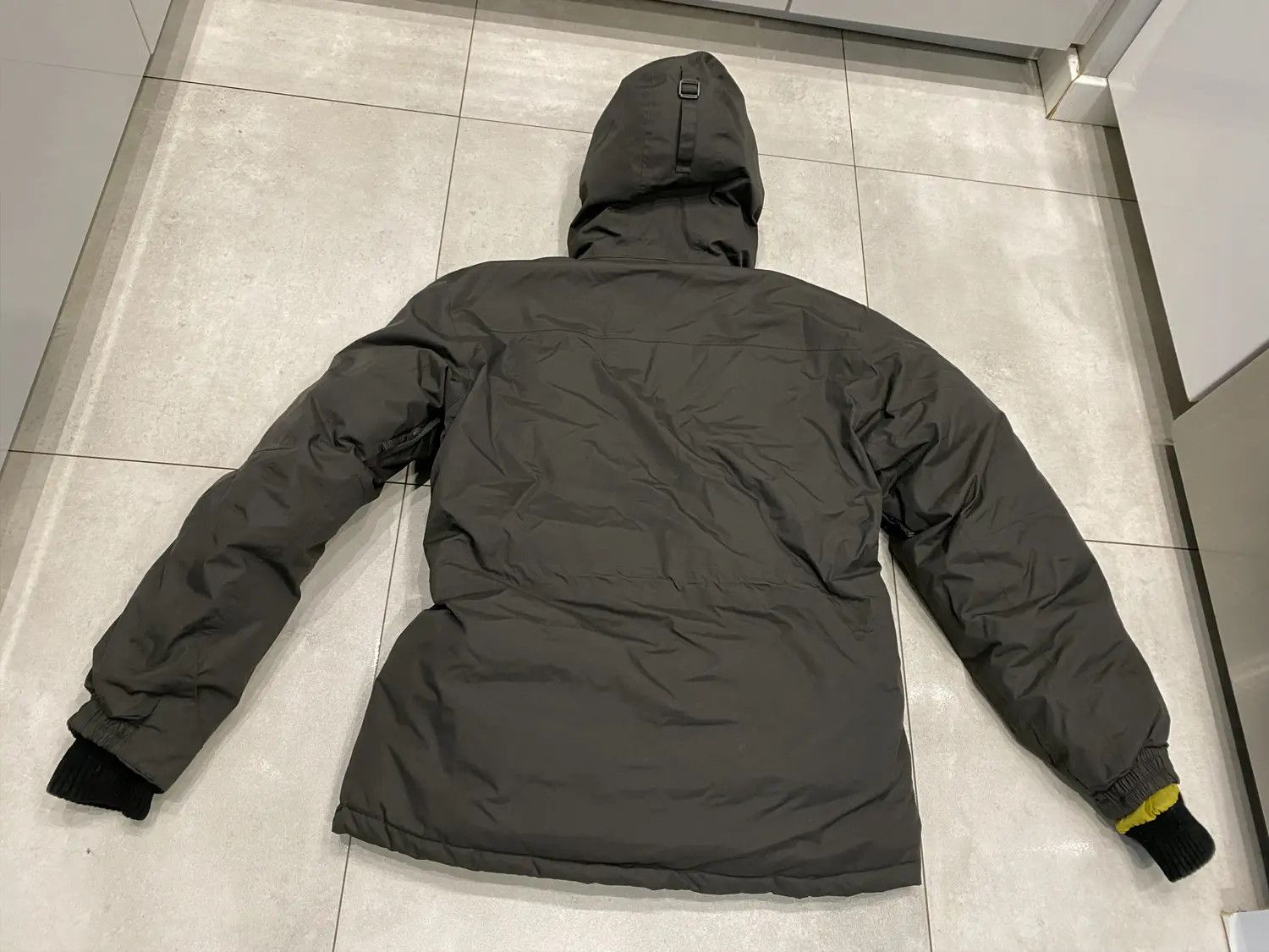 Other NORWEAR down jacket size L Size US L / EU 52-54 / 3 - 7 Thumbnail