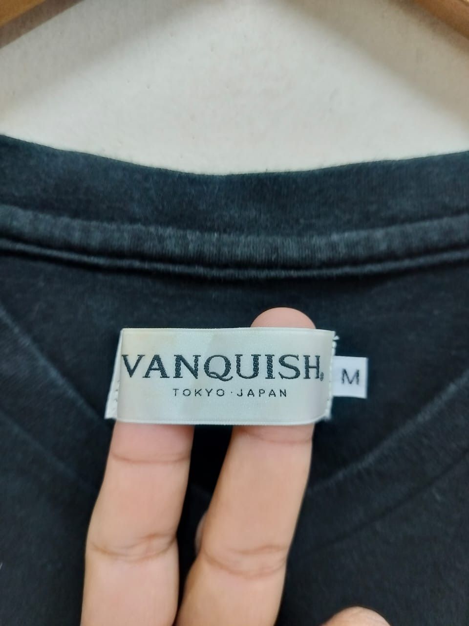 Vanquish Vanquish Tokyo Japan V neck plain t- shirt Size US M / EU 48-50 / 2 - 7 Thumbnail