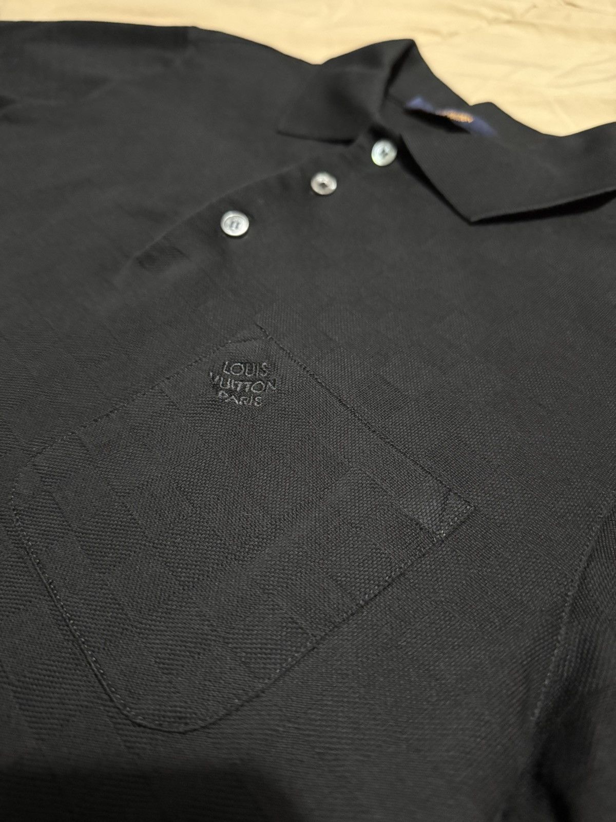 Louis Vuitton Louis Vuitton Damier Signature Polo Size US S / EU 44-46 / 1 - 7 Thumbnail