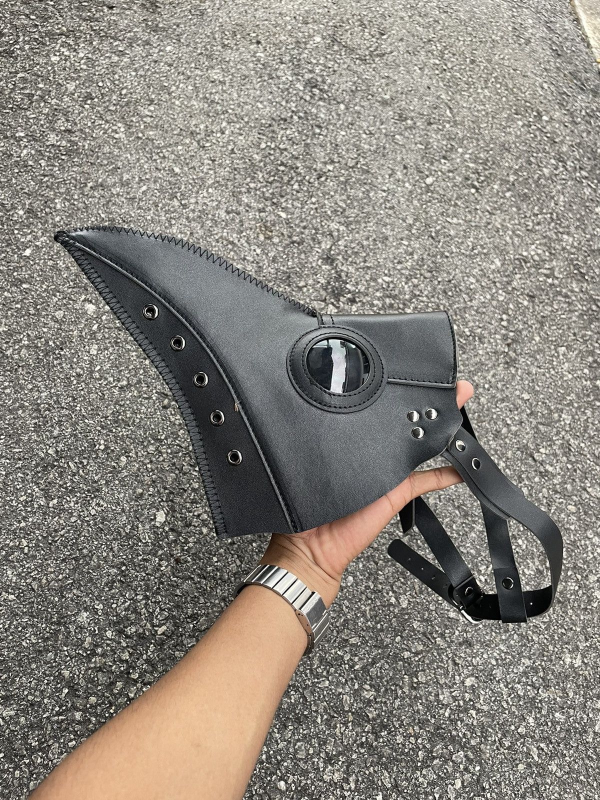 Other Bird’s Beak Mask Size ONE SIZE - 3 Thumbnail
