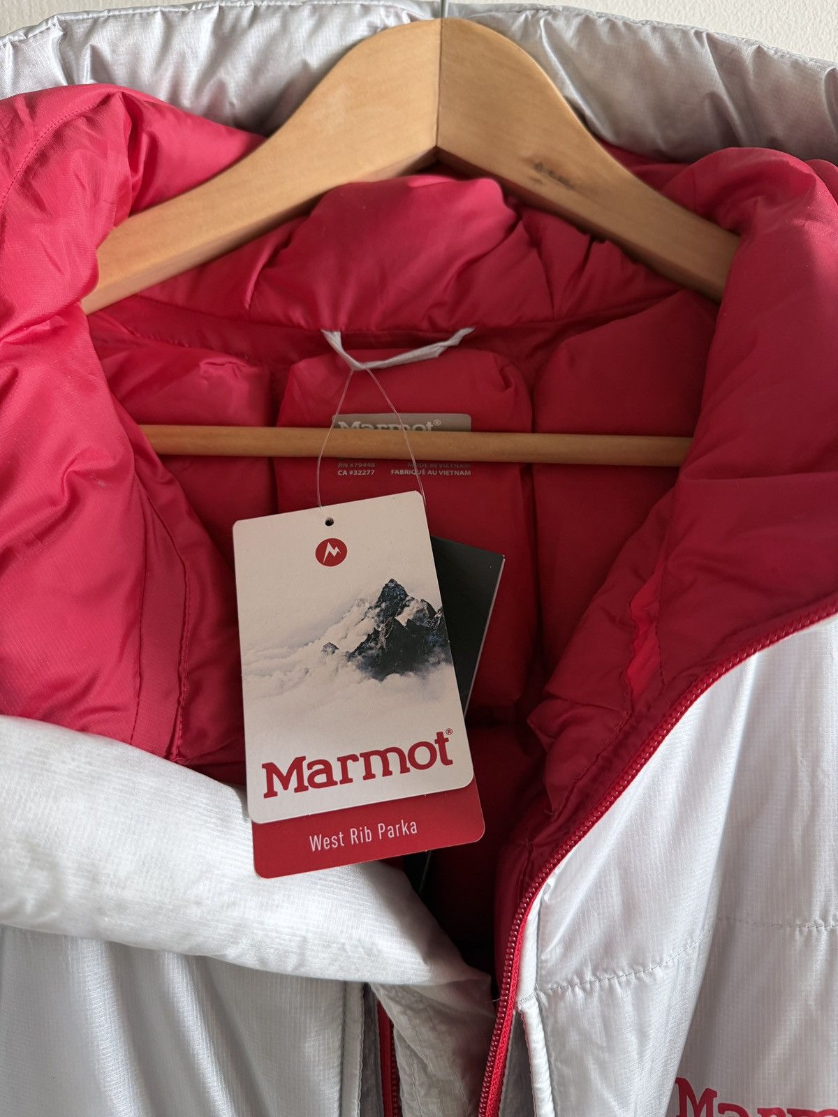 Marmot × Opening Ceremony Marmot x Opening Ceremony FW19 Silver West Rib Parka NWT Size US M / EU 48-50 / 2 - 4 Thumbnail