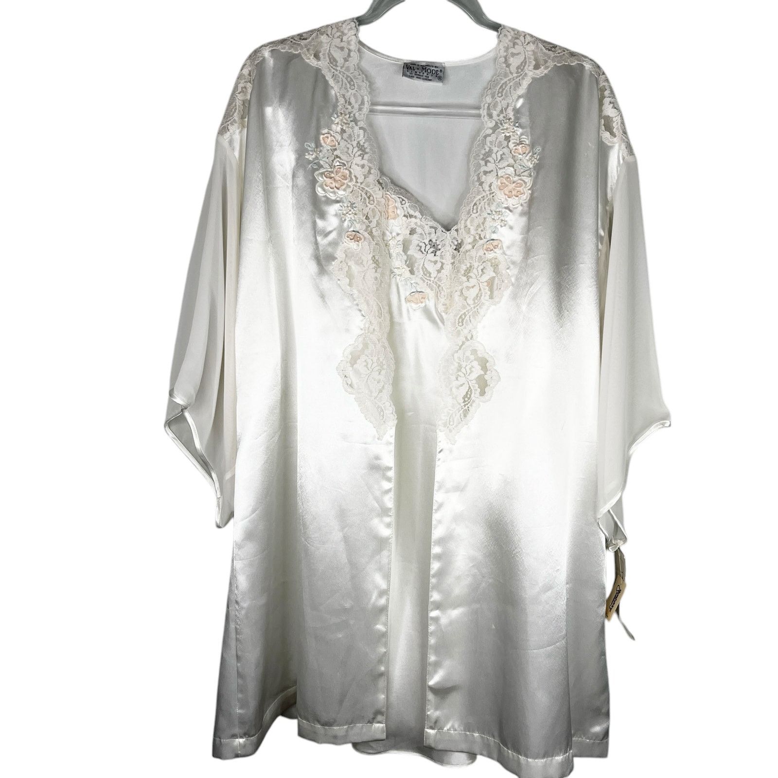 Other Val Mode Vintage Lingerie Wedding M/L Nightie Robe Lace New Size ONE SIZE - 10 Thumbnail