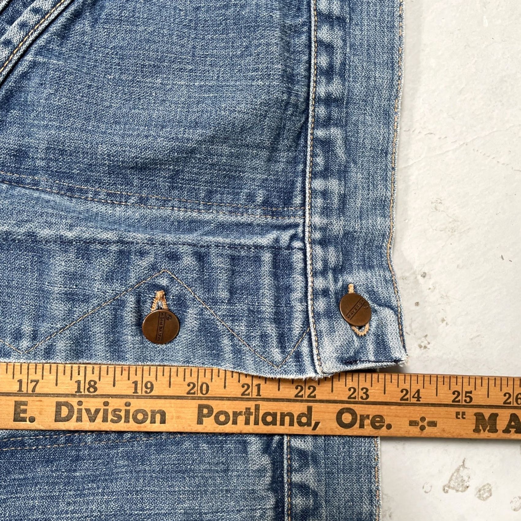 Bell Vintage Maverick Blue Bell Denim Trucker Work Jacket Embroidered Made USA 46 Size US S / EU 44-46 / 1 - 6 Thumbnail