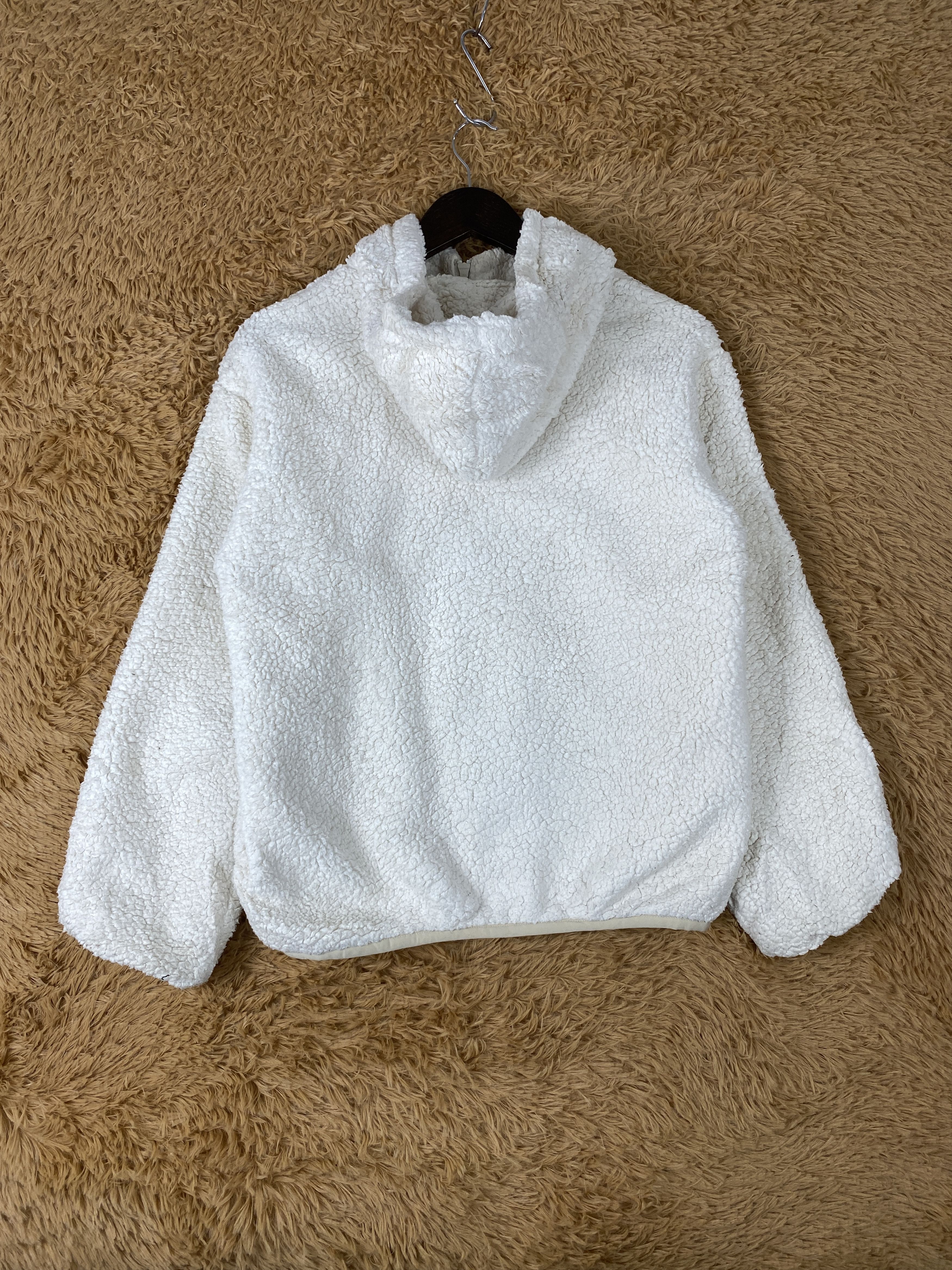 Japanese Brand Vintage Japanese Brand Fleece Hoodie Jacket J1927 Size US S / EU 44-46 / 1 - 6 Thumbnail