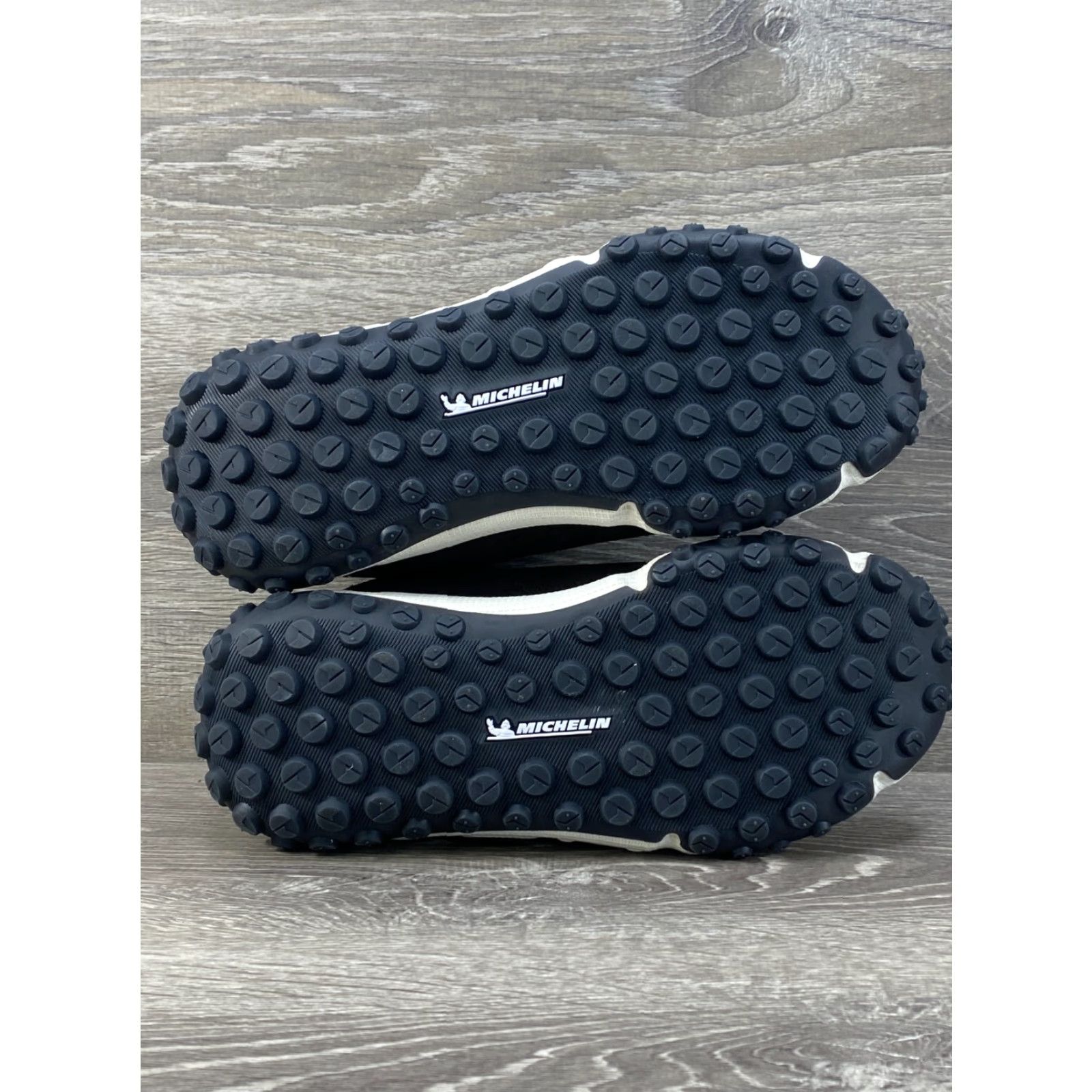 Under Armour Under Armour HOVR Summit Fat Tire Delta Sneaker Adult Mens 6 Womens 7.5 Black Size US 6 / IT 36 - 7 Thumbnail
