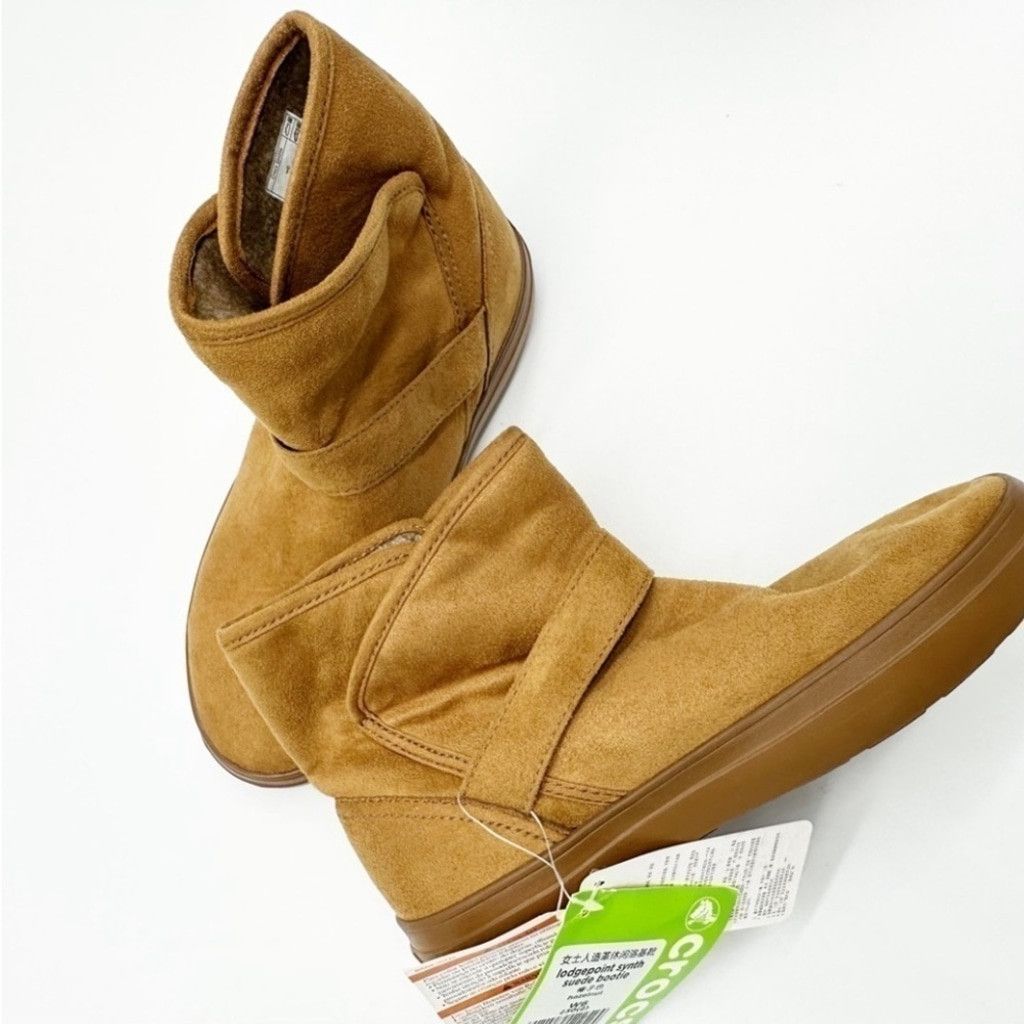Crocs WOMEN’S CROCS Brown Faux Suede Booties. Size US 6 / IT 36 - 1 Thumbnail
