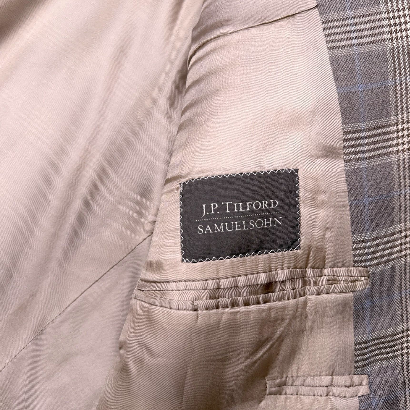 Vintage JP Tilford Blazer Sport Coat Mens 48 Brown Plaid Wool Silk Double-Vented Notch Lapel Regular 2-Button Chest 48 Size 48R - 4 Thumbnail