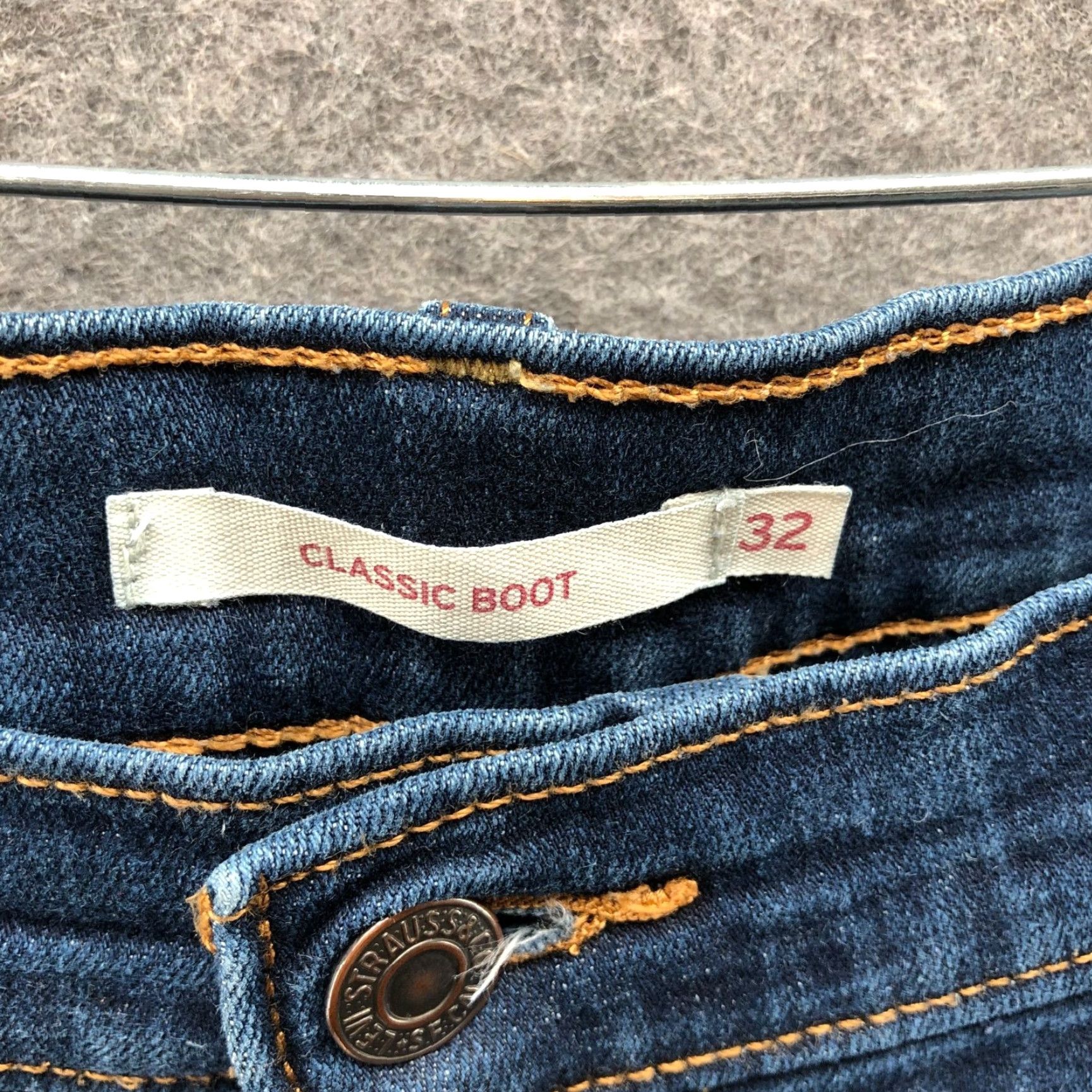 Levi's Levi's Classic Bootcut Jeans Womens 32 Blue Dark Wash Mid Rise Stretch Denim 5-Pocket Inseam 31 Size 24" / US 00 / IT 34 - 6 Thumbnail