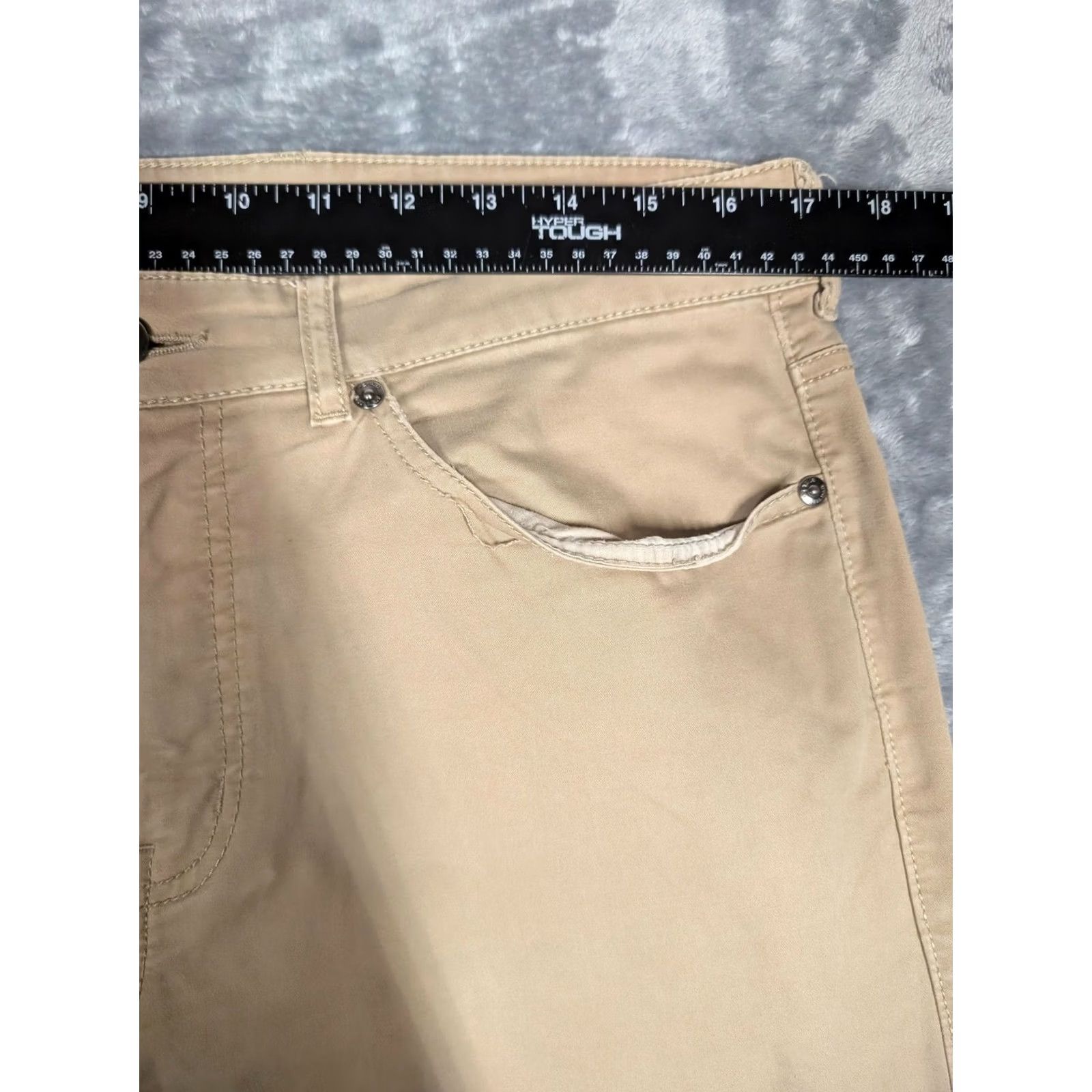 Peter Millar Peter Millar Pants Mens 34x33 Beige Chino 5 Pocket Straight Leg Casual Khaki Pants Mens Beige Chino 5-Pocket Straight Leg Casual Khaki Size US 34 / EU 50 - 2 Thumbnail