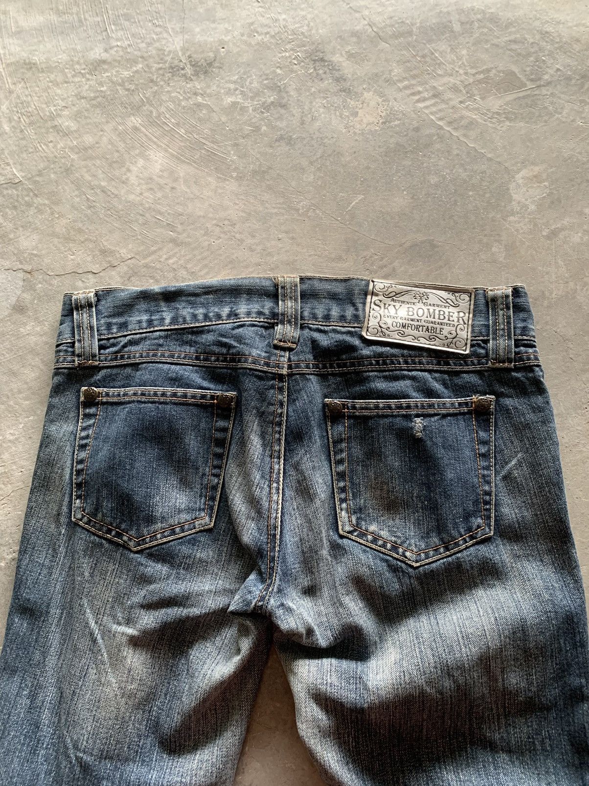 20471120 Y2K i6w9 style poem flare washed denim with paint design Size 31" - 15 Thumbnail