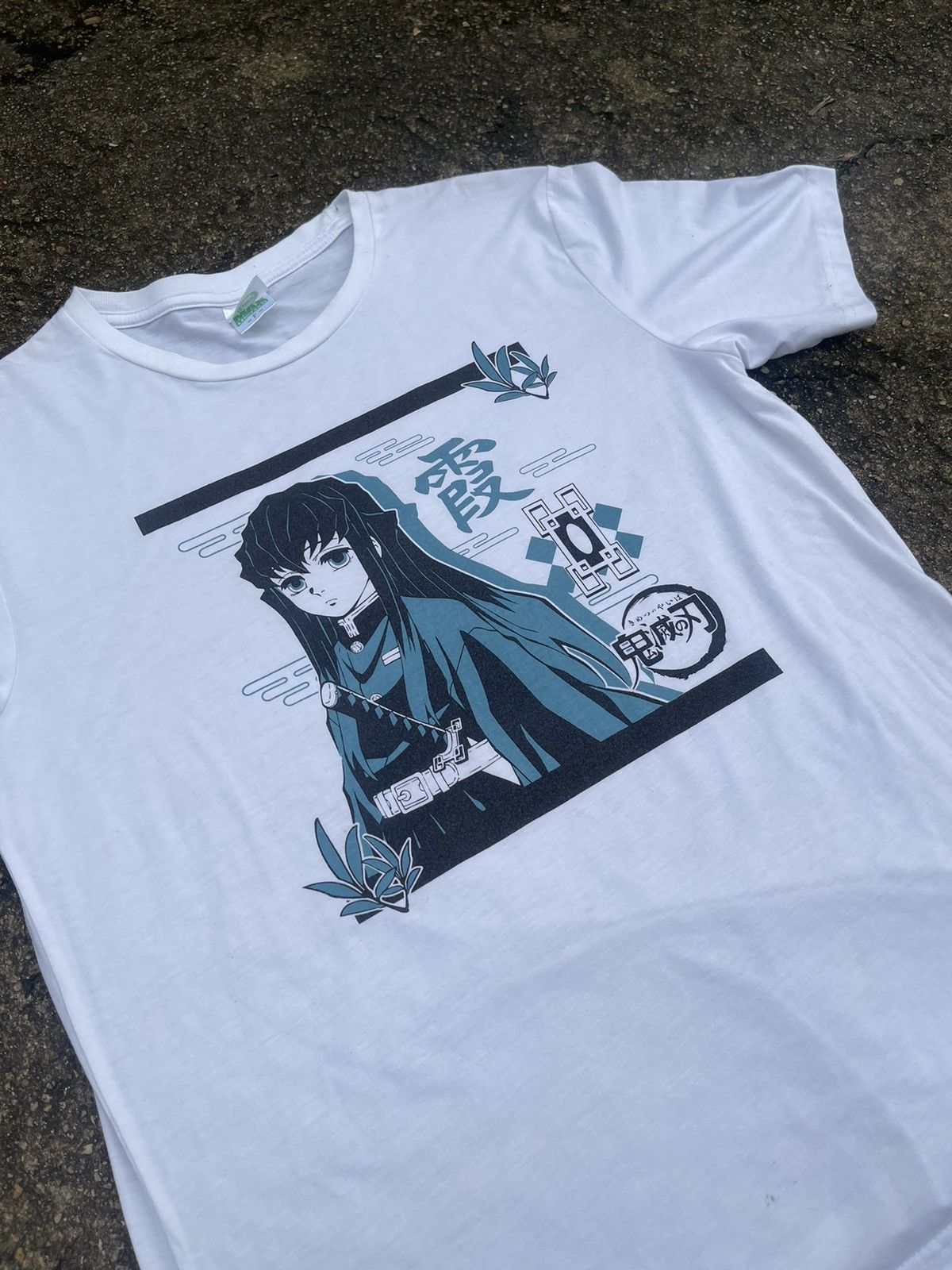 Japanese Brand × Vintage Vintage Anime T shirt Kimetsu No Yaiba Demon Slayer L Movie Size US L / EU 52-54 / 3 - 2 Thumbnail