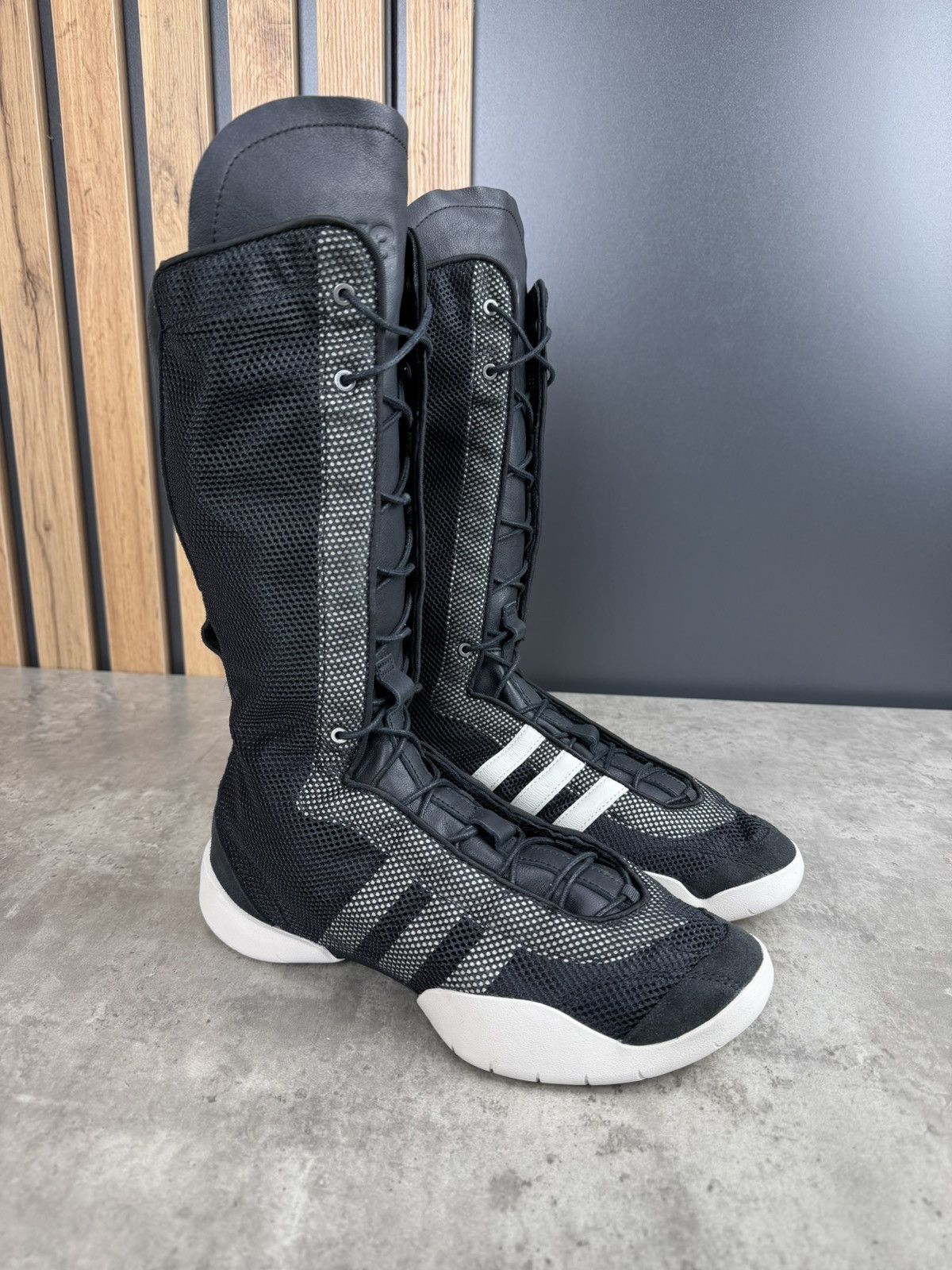 Adidas Adidas Y-3 Regu Boot Black/Talc Size US 8 Size US 8 / EU 41 - 4 Thumbnail