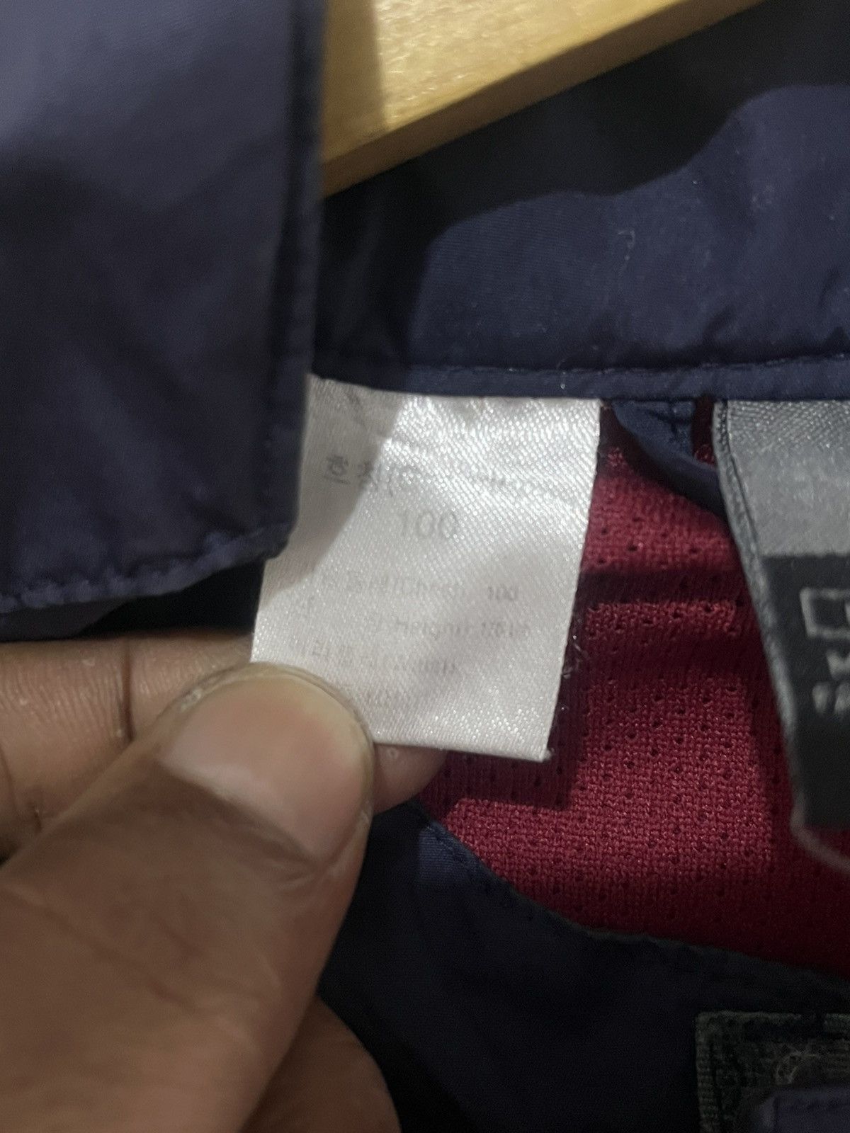 Nike Vintage Nike FC Barcelona "Barça" Windbreaker Jacket Navy Size US XL / EU 56 / 4 - 6 Thumbnail