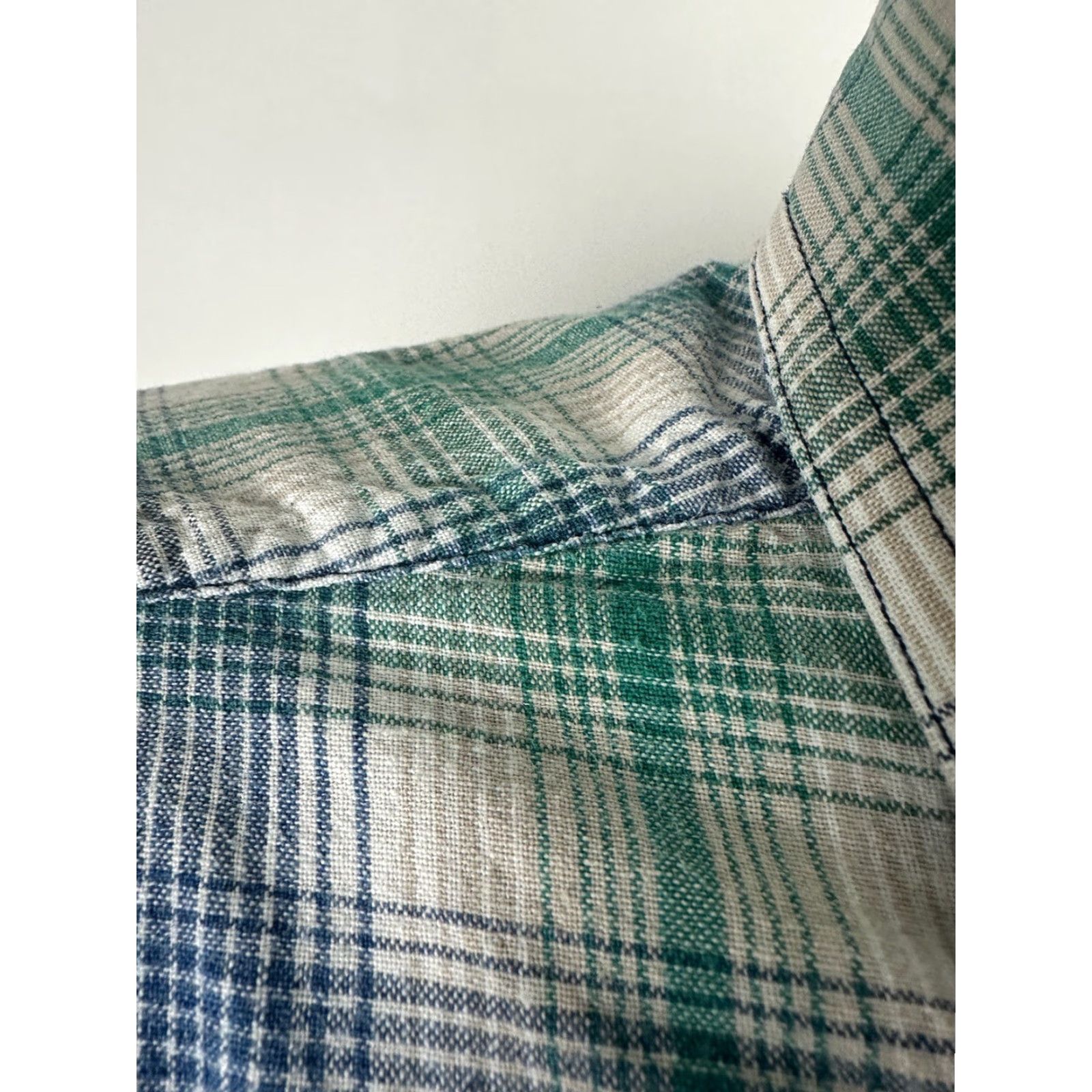 Roundtree & Yorke VINTAGE Roundtree & Yorke Shirt Men XL Long Sleeve Button-Down Outdoor Plaid 90s Casual Hipster Travel Size US XL / EU 56 / 4 - 5 Thumbnail