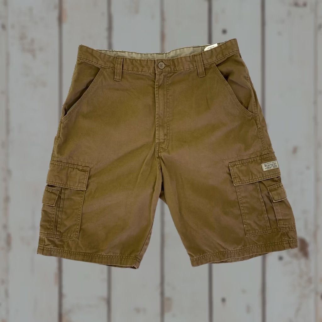 Wrangler VINTAGE Wrangler Cargo Shorts Mens 34 Brown Heavy Cotton Pockets Workwear Outdoor 90s Size US 36 / EU 52 - 1 Thumbnail