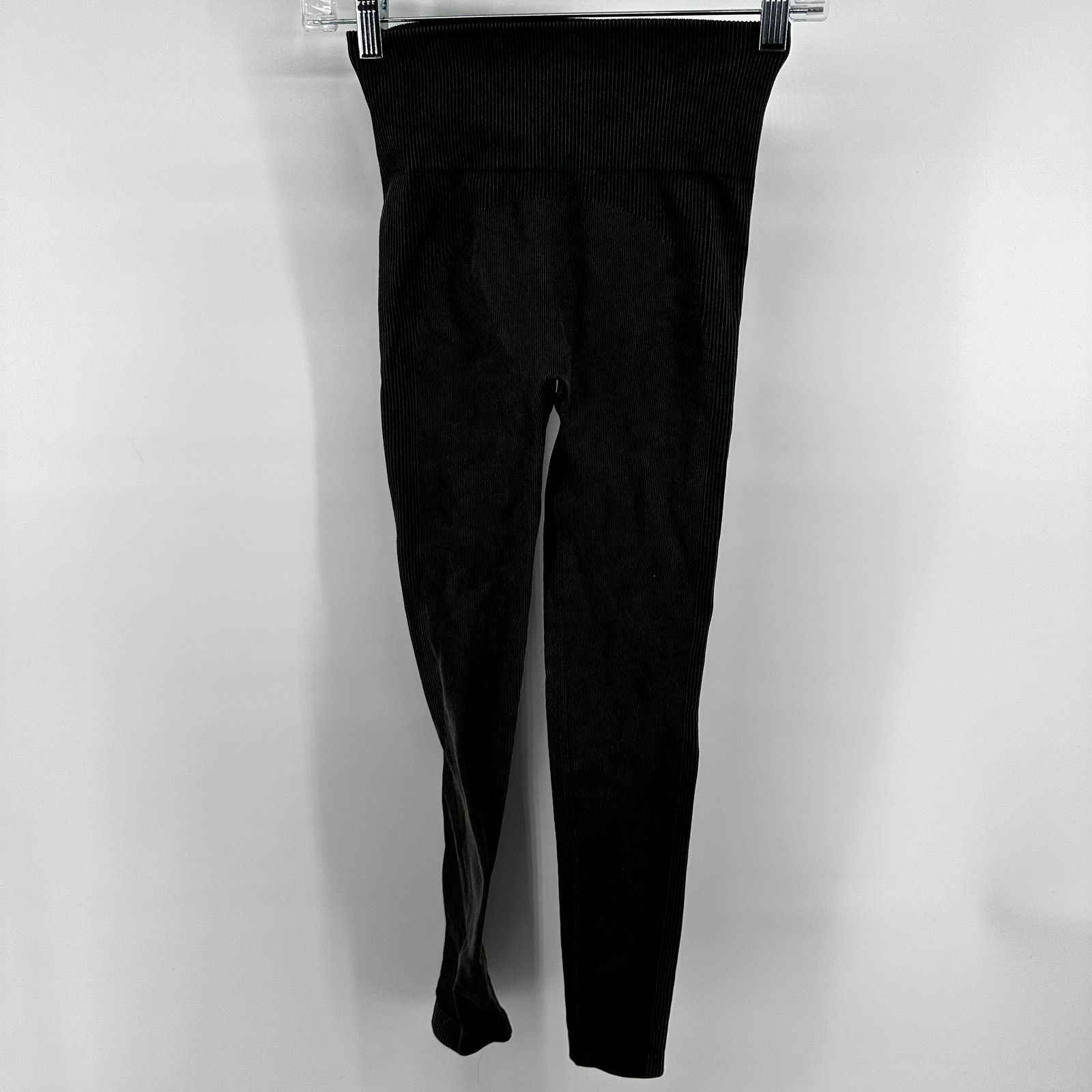 Spanx SPANX Soft Stretch Seamless Leggings High Rise Rib Black S Size 28" / US 6 / IT 42 - 5 Thumbnail
