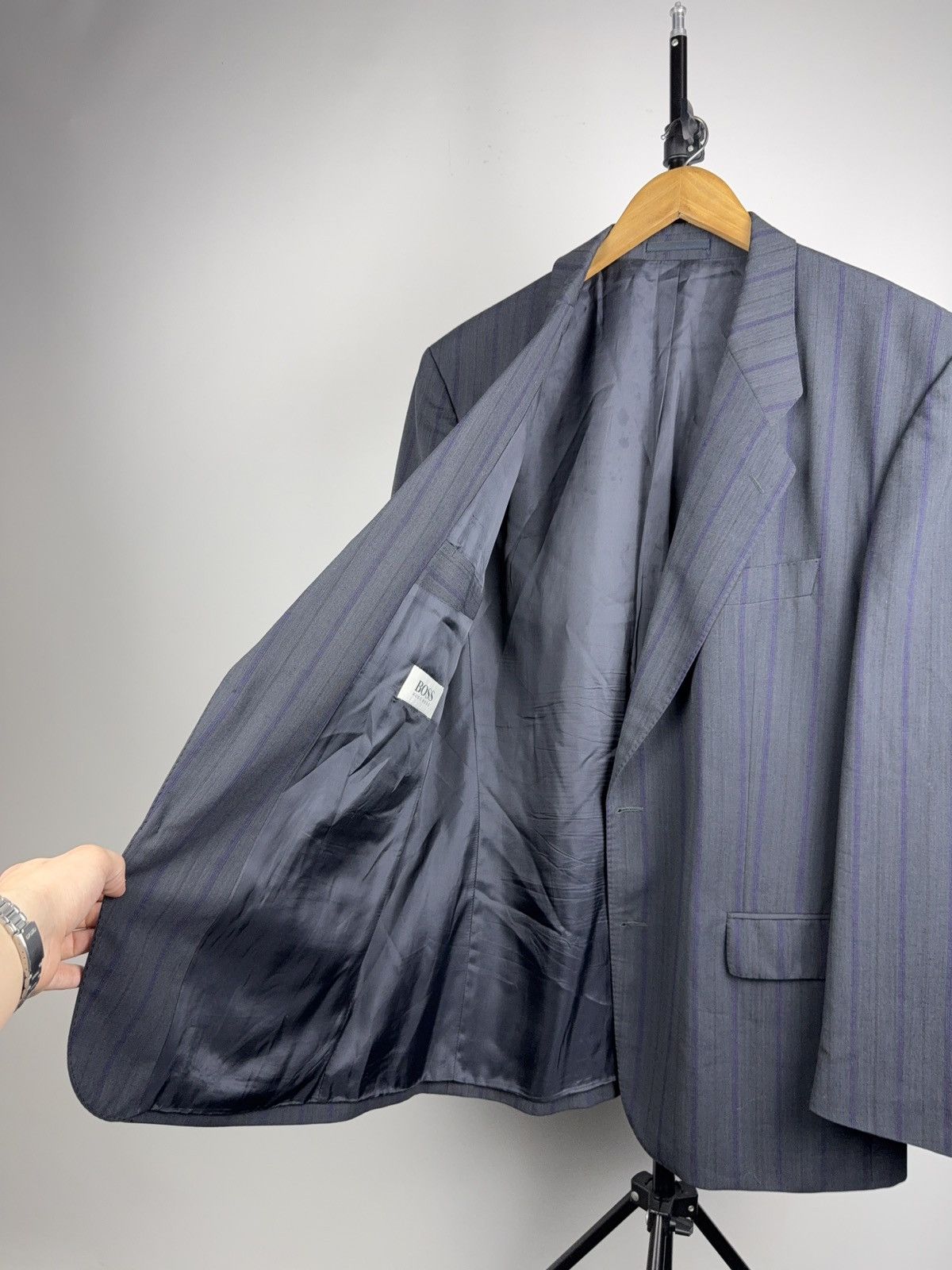 Hugo Boss 00s Hugo Boss Wool Blazer Pinstripe Grey Jacket Classic Fit Size 42R - 7 Thumbnail