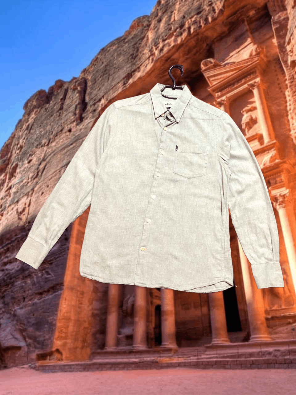 Barbour Y2K logo Barbour shirt Vintage luxury size S TAILORED FIT Size US S / EU 44-46 / 1 - 1 Thumbnail