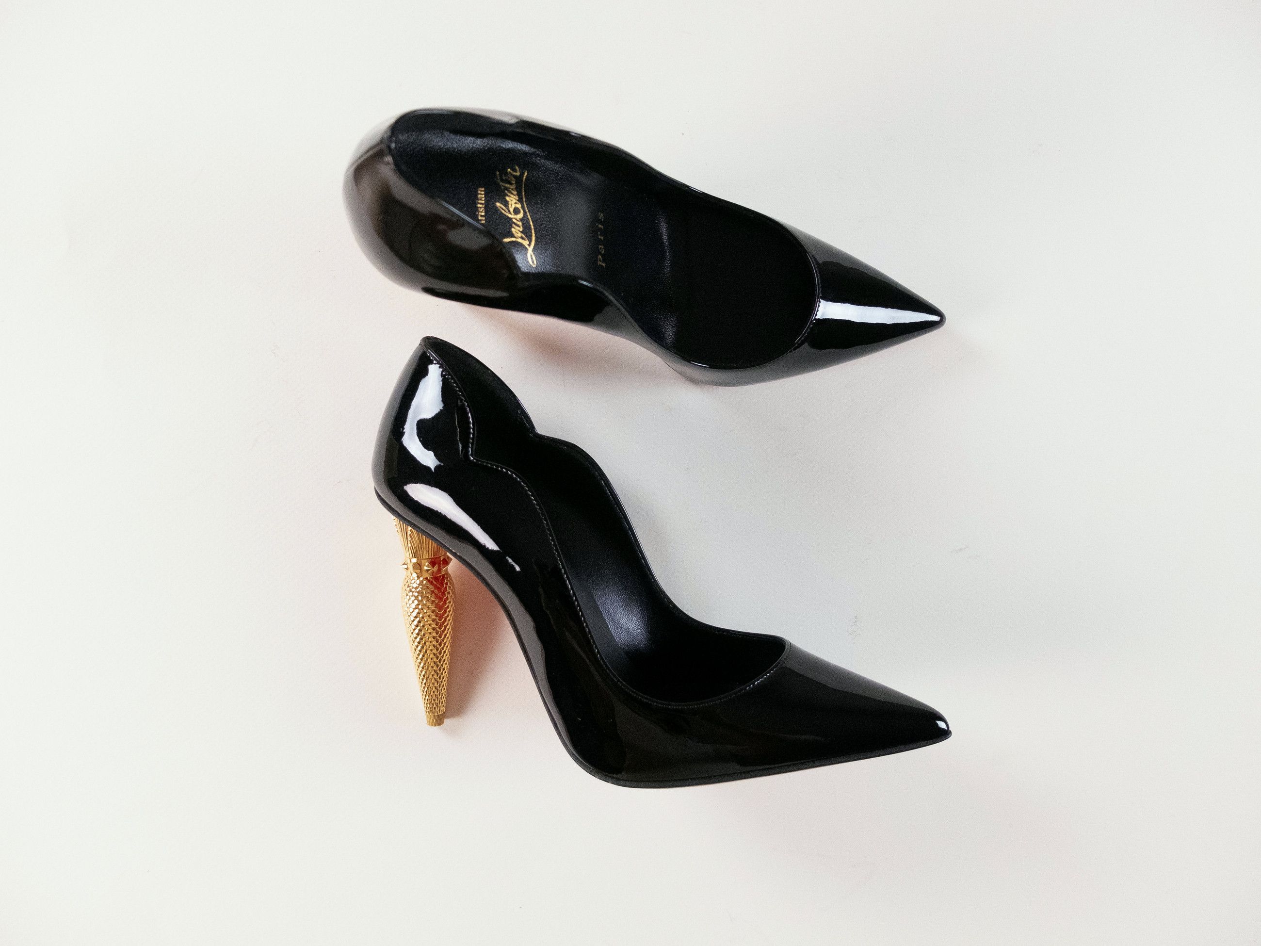 Christian Louboutin CHRISTIAN LOUBOUTIN Lipchick black patent leather pumps Size US 6 / IT 36 - 6 Thumbnail