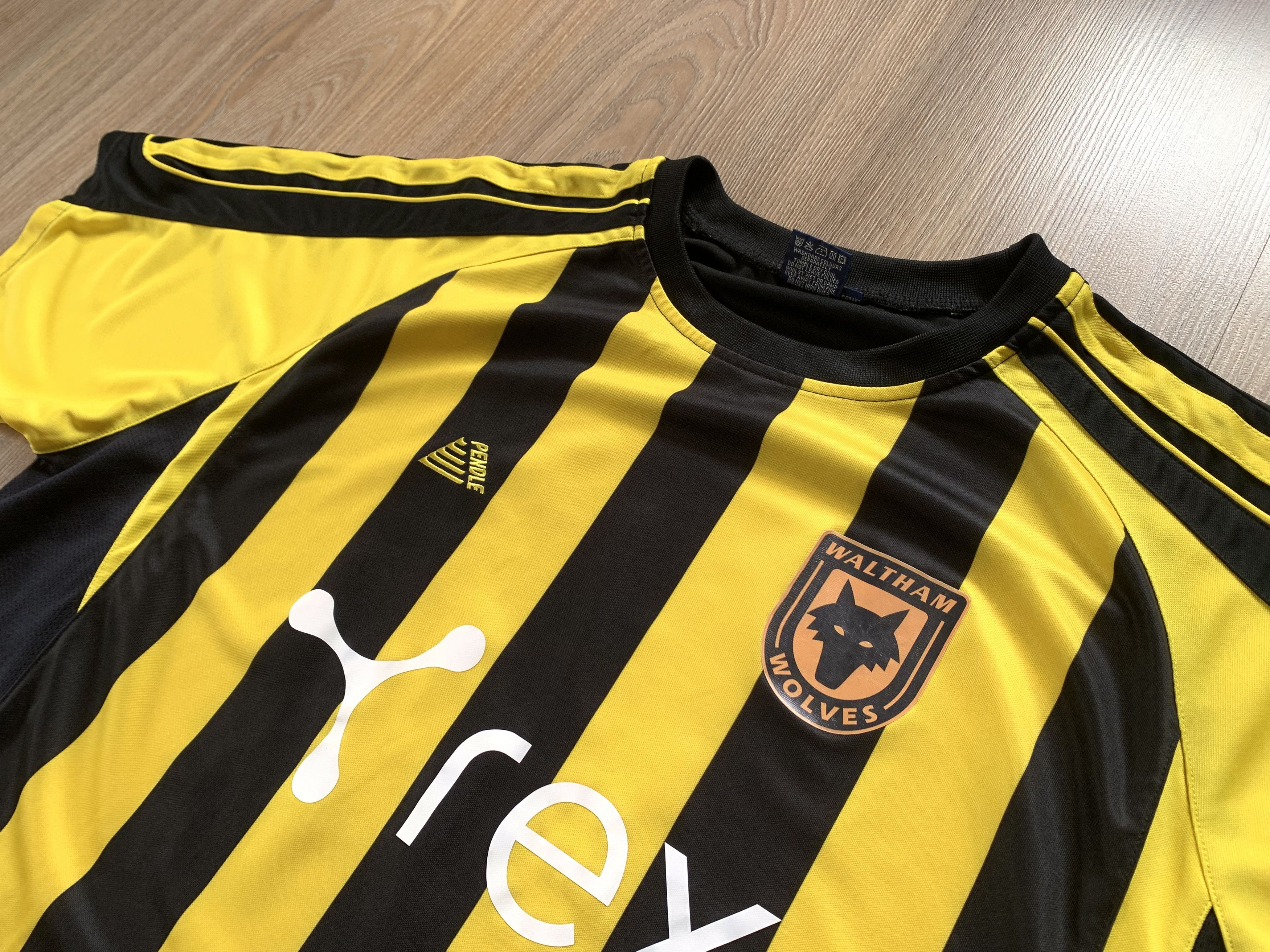 Vintage Pendle Waltham Wolwes Footbal Club Jersey Size US XL / EU 56 / 4 - 7 Thumbnail