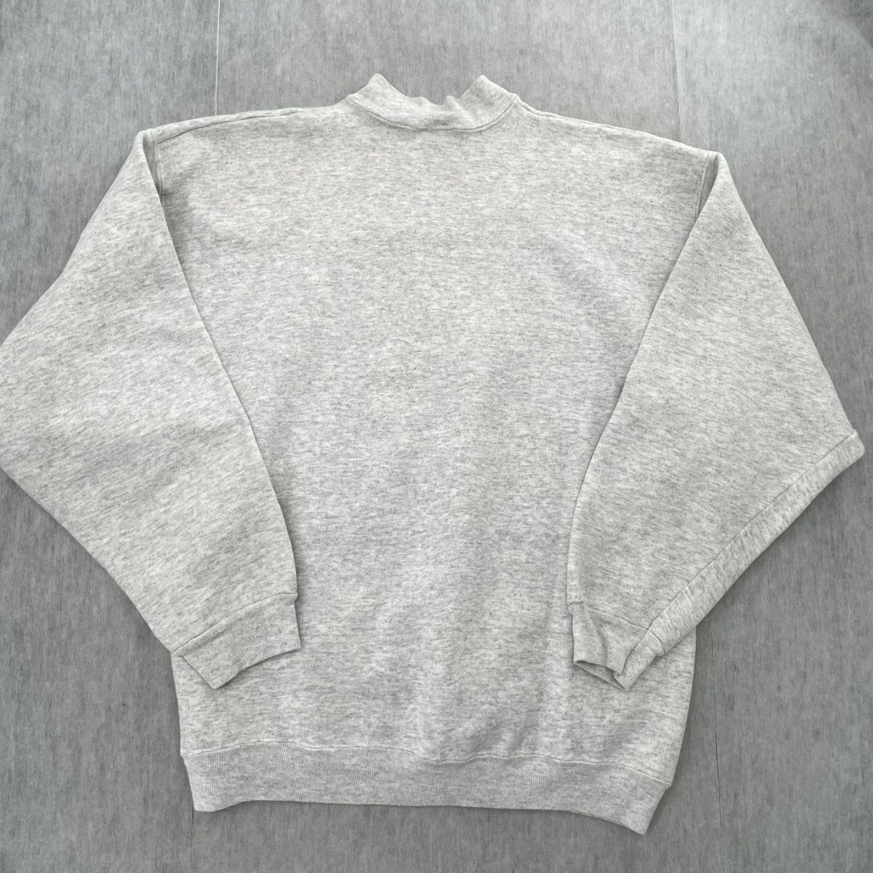 Hanes VINTAGE Hanes Sweatshirt Shirt Adult 2XL Gray Time Square Twin Towers 80s 90s USA Mens Size US XXL / EU 58 / 5 - 2 Thumbnail