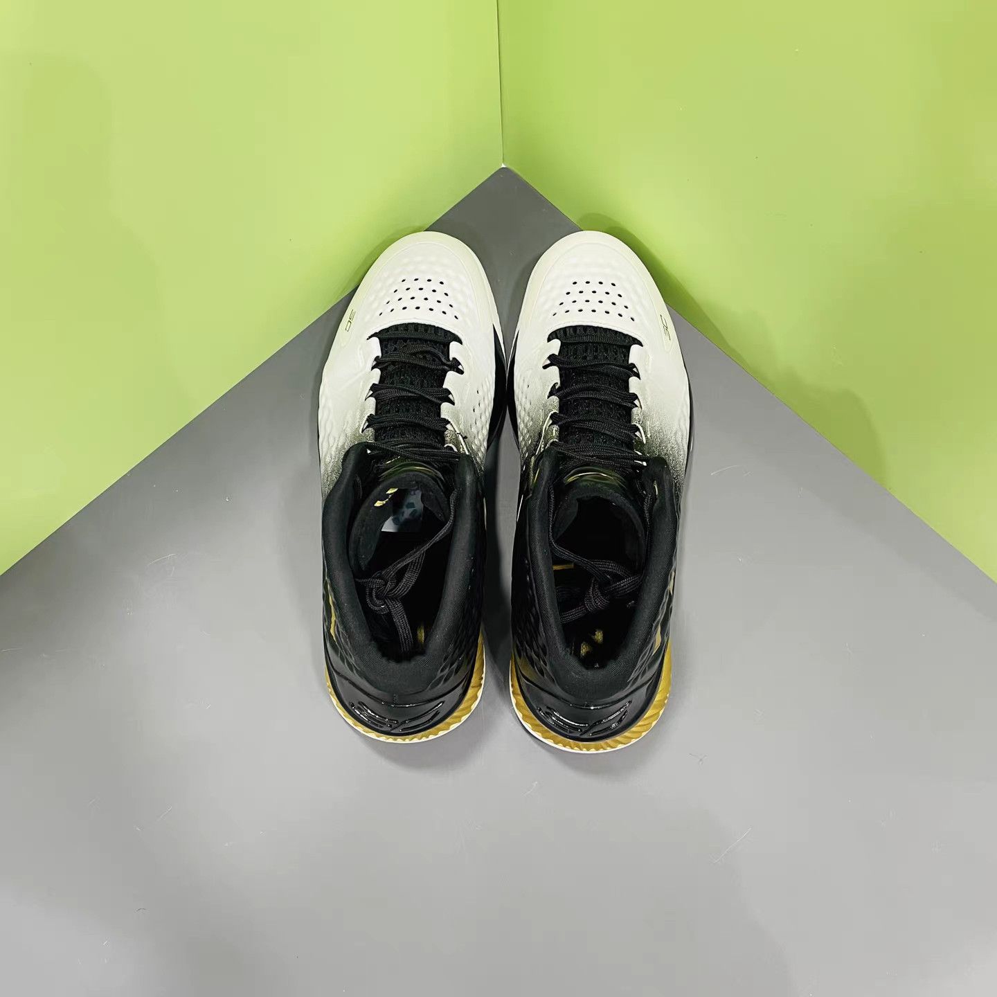 Under Armour Under Armour Curry 1 MVP Basketball Shoes K15 Size US 13 / EU 46 - 7 Thumbnail