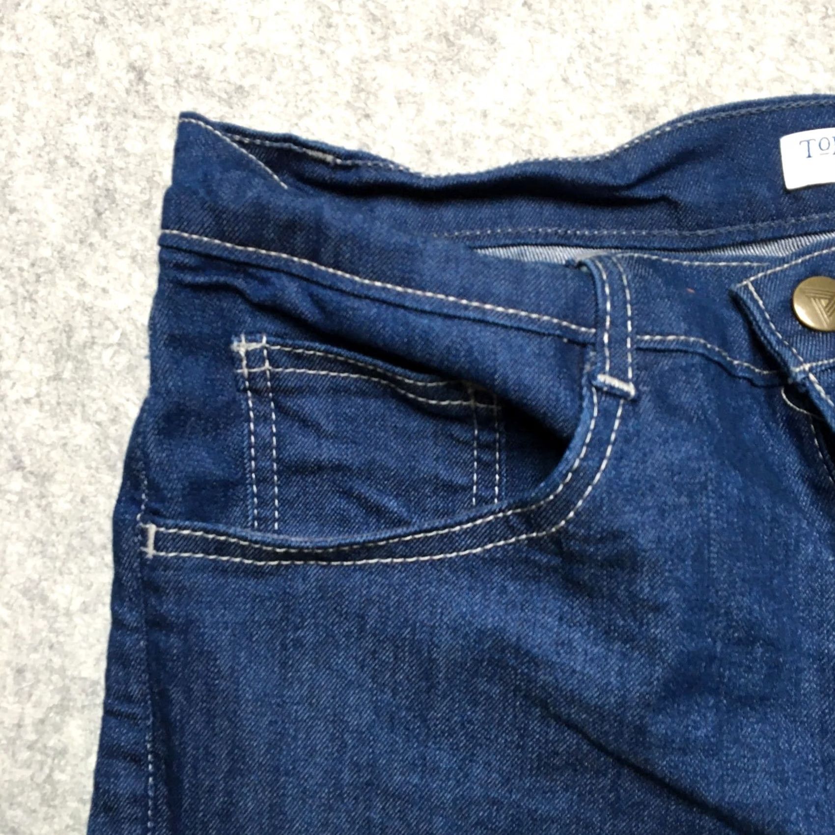 Delta Tom James Jeans Blue Delta Mens 30x33 Denim Medium Wash Regular 5-Pocket USA Font tag note: size approximated by measurements Vintage No Shirt? Size US 30 / EU 46 - 4 Thumbnail