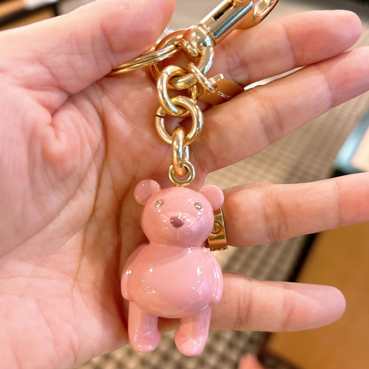 Coach pig bag charm sale