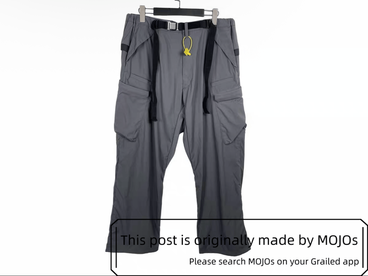 Acronym Sz S Acronym P55-M 24SS Cargo mojos760 Size US 32 / EU 48 - 1 Thumbnail