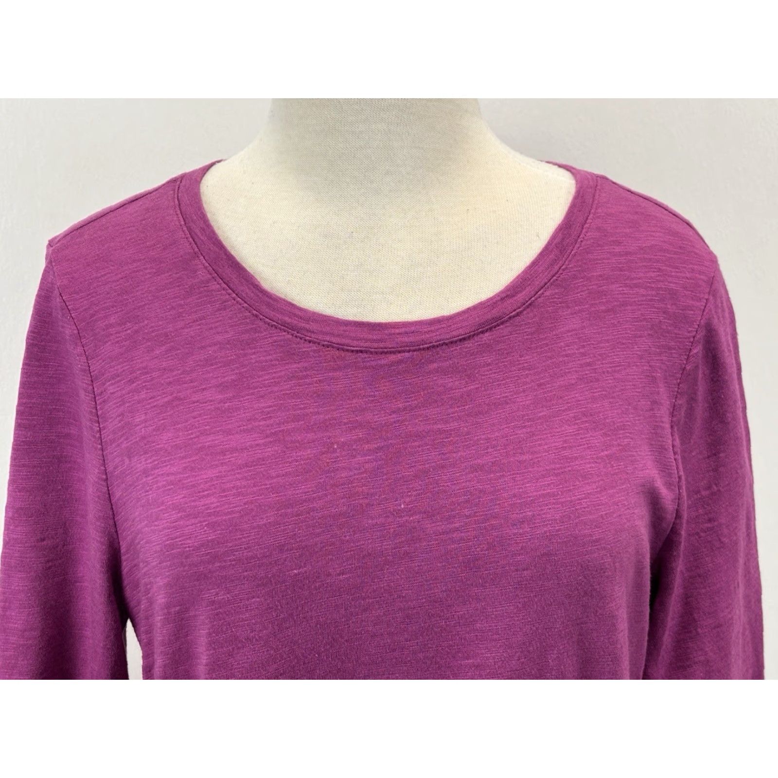 Vintage VINTAGE CHICOS The Ultimate Tee Shirt T-Shirt Tunic 3/4 Sleeves Medium Mulberry Women’s, Cotton Blend, Pullover, Solid, Pre-owned Good, US Shipments Size M / US 6-8 / IT 42-44 - 5 Thumbnail