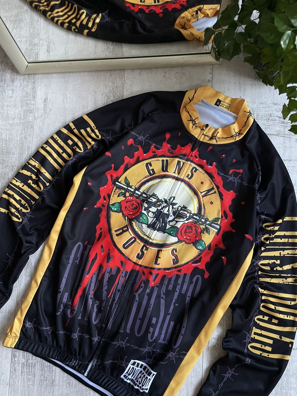 Band Tees × Guns N' Roses × Vintage Guns N Roses Vintage T-Shirt Jersey Over Printed VERY RARE Size US L / EU 52-54 / 3 - 4 Thumbnail